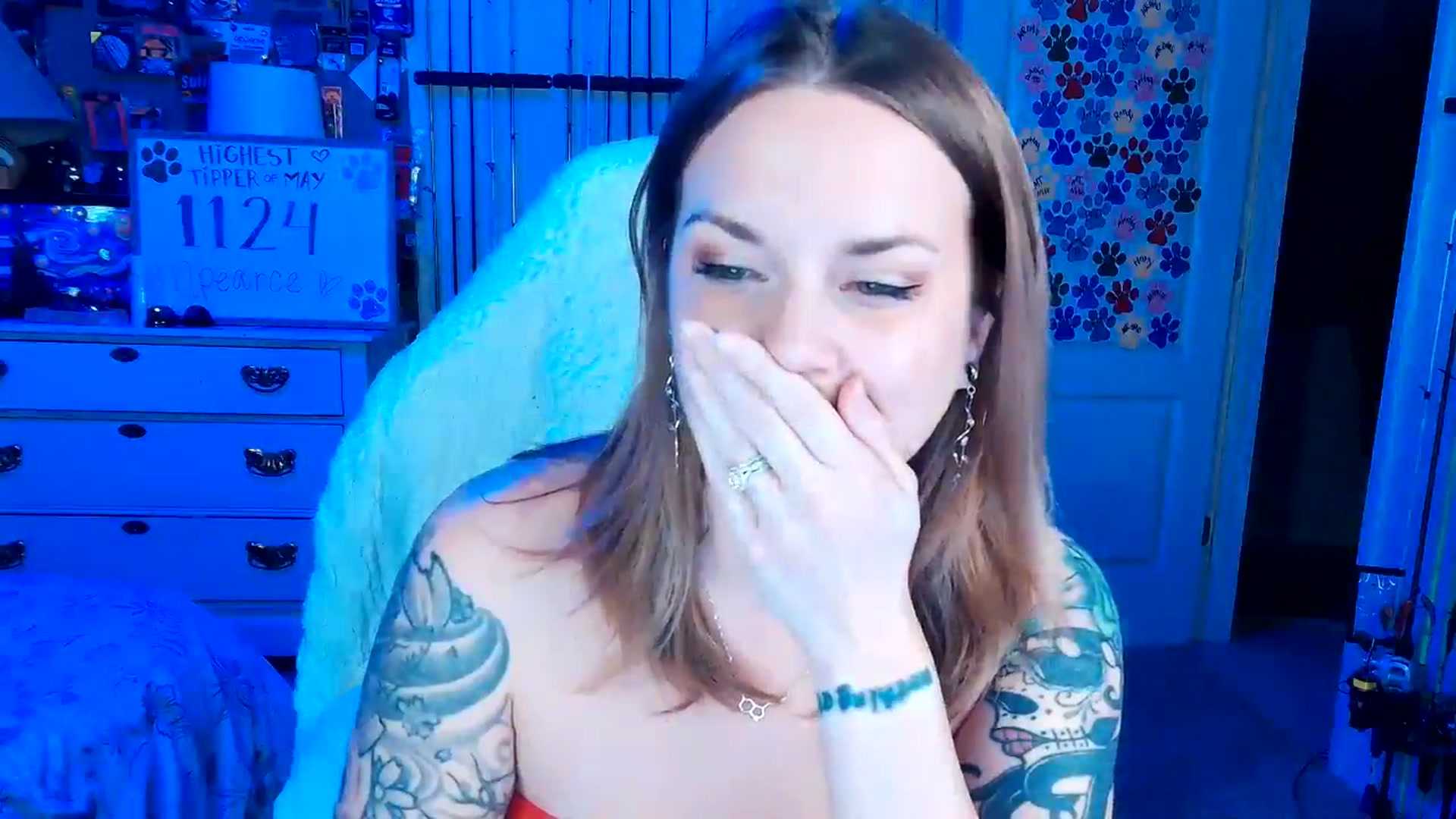 Gallery image thumbnail from MollieRose_'s myfreecams stream on, 05/06/2025, 04:19 image 19 of 20