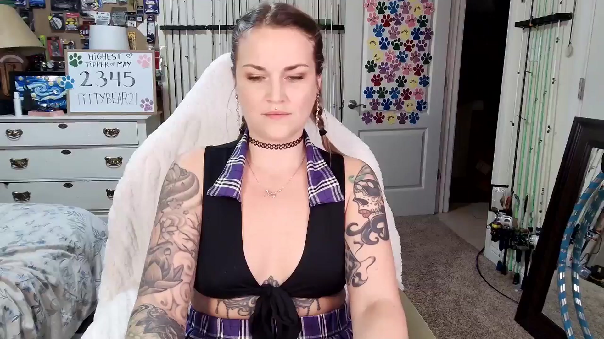 Gallery image thumbnail from MollieRose_'s myfreecams stream on, 05/07/2025, 03:22 image 19 of 20