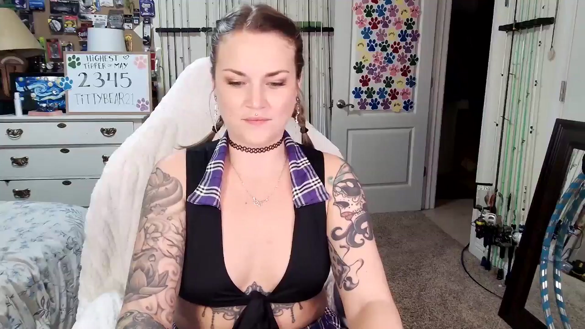Gallery image thumbnail from MollieRose_'s myfreecams stream on, 05/07/2025, 03:22 image 2 of 20
