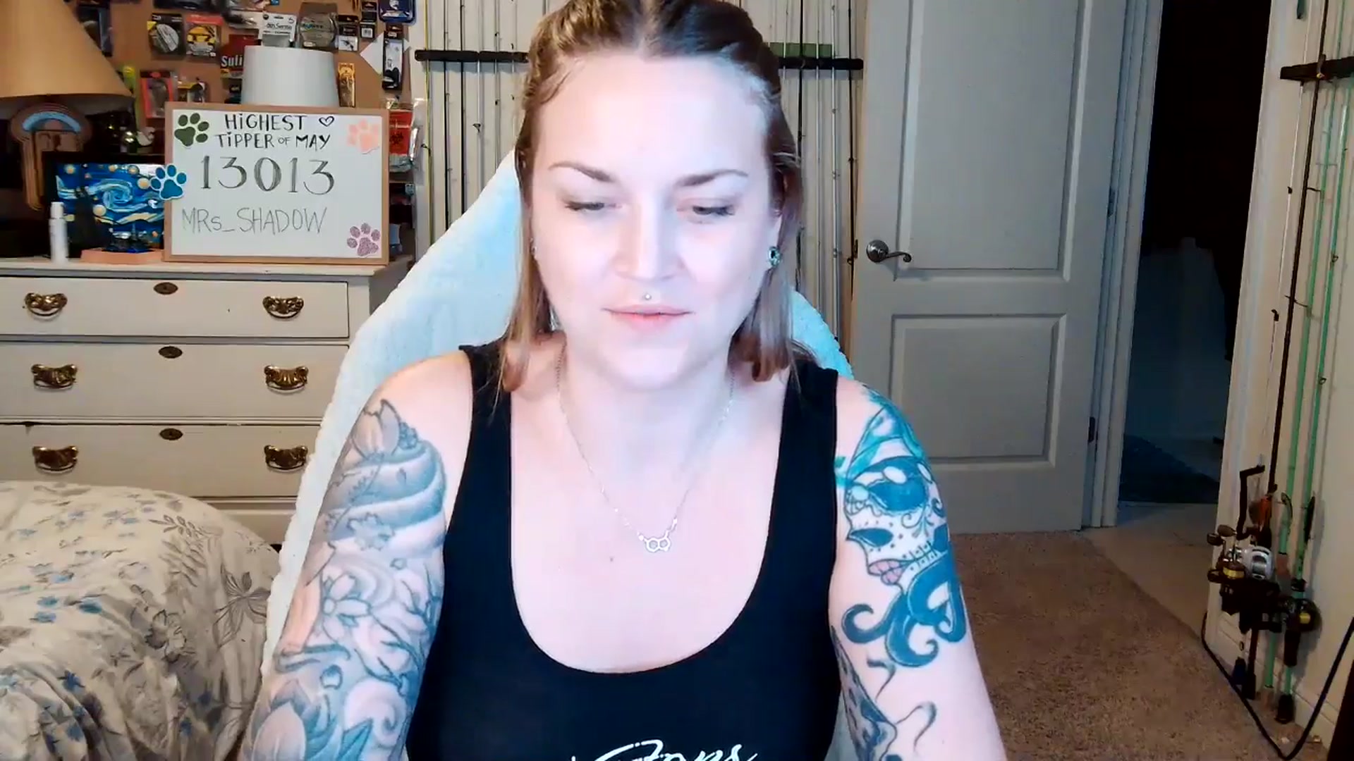 Gallery image thumbnail from MollieRose_'s myfreecams stream on, 05/13/2025, 24:46 image 10 of 20