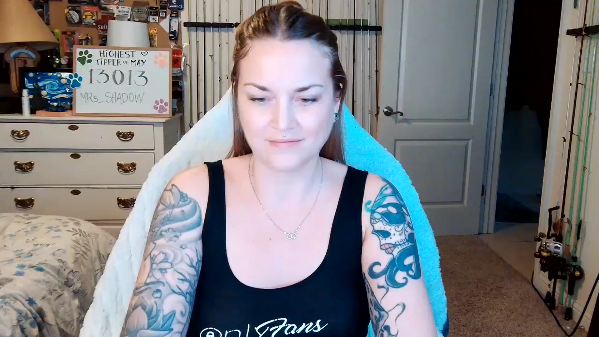 Gallery image thumbnail from MollieRose_'s myfreecams stream on, 05/13/2025, 24:46 image 13 of 20