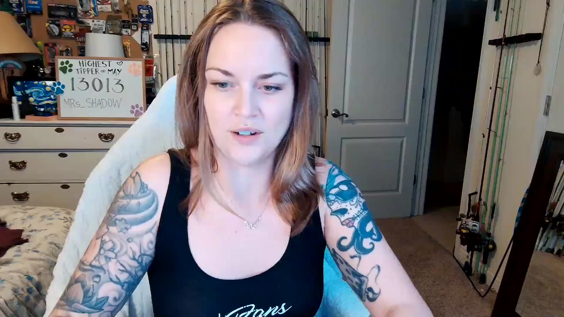 Gallery image thumbnail from MollieRose_'s myfreecams stream on, 05/13/2025, 04:20 image 17 of 20