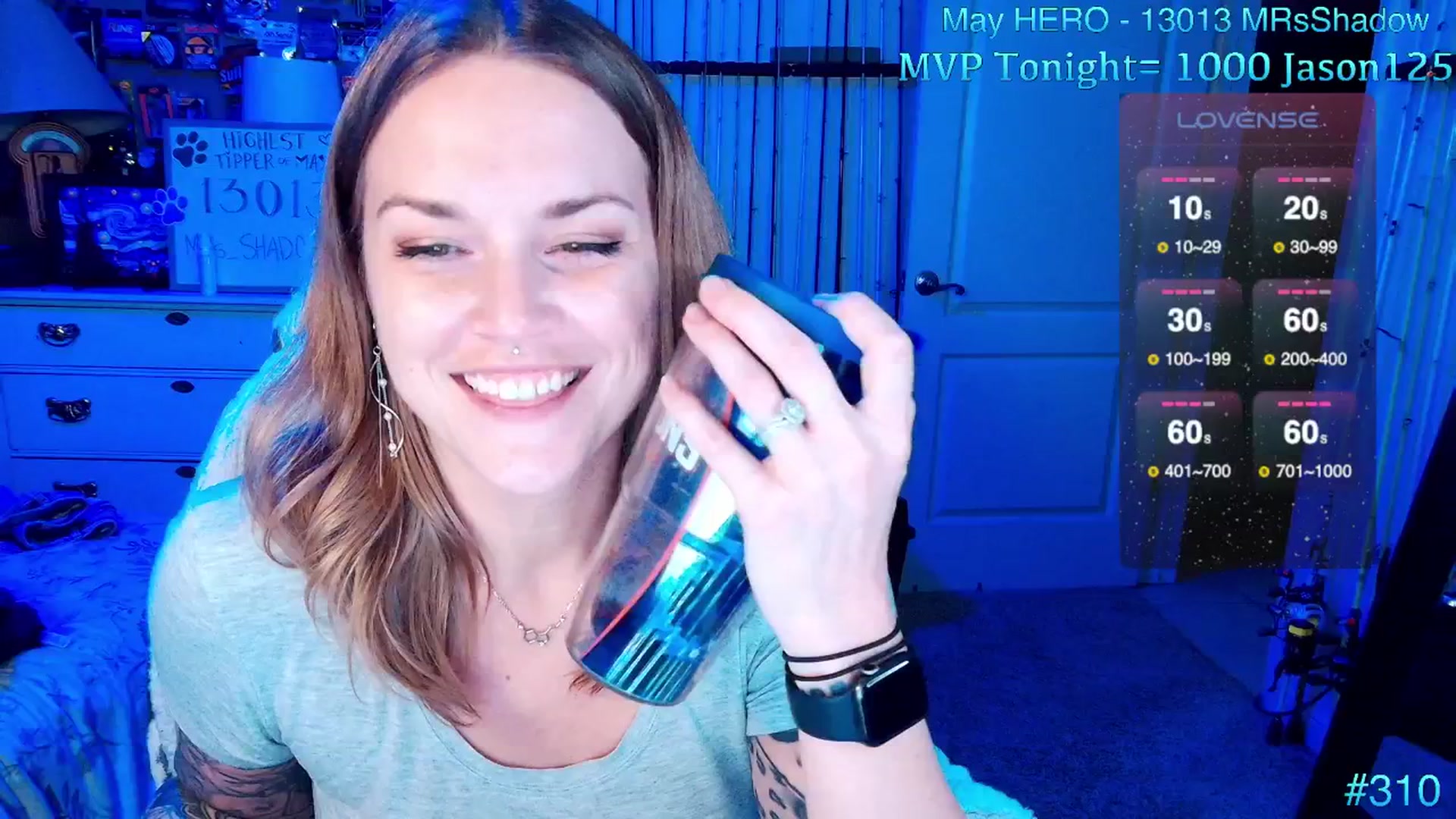 Gallery image thumbnail from MollieRose_'s myfreecams stream on, 05/29/2025, 01:40 image 15 of 20