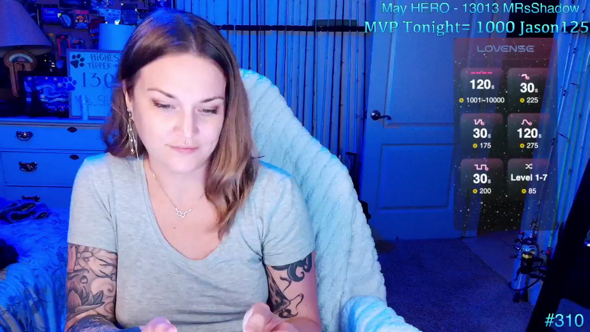 Gallery image thumbnail from MollieRose_'s myfreecams stream on, 05/29/2025, 01:40 image 16 of 20