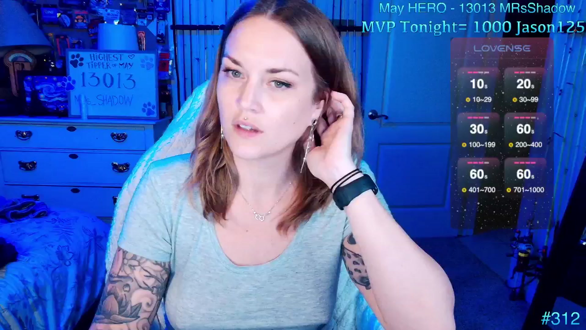 Gallery image thumbnail from MollieRose_'s myfreecams stream on, 05/29/2025, 02:39 image 9 of 20