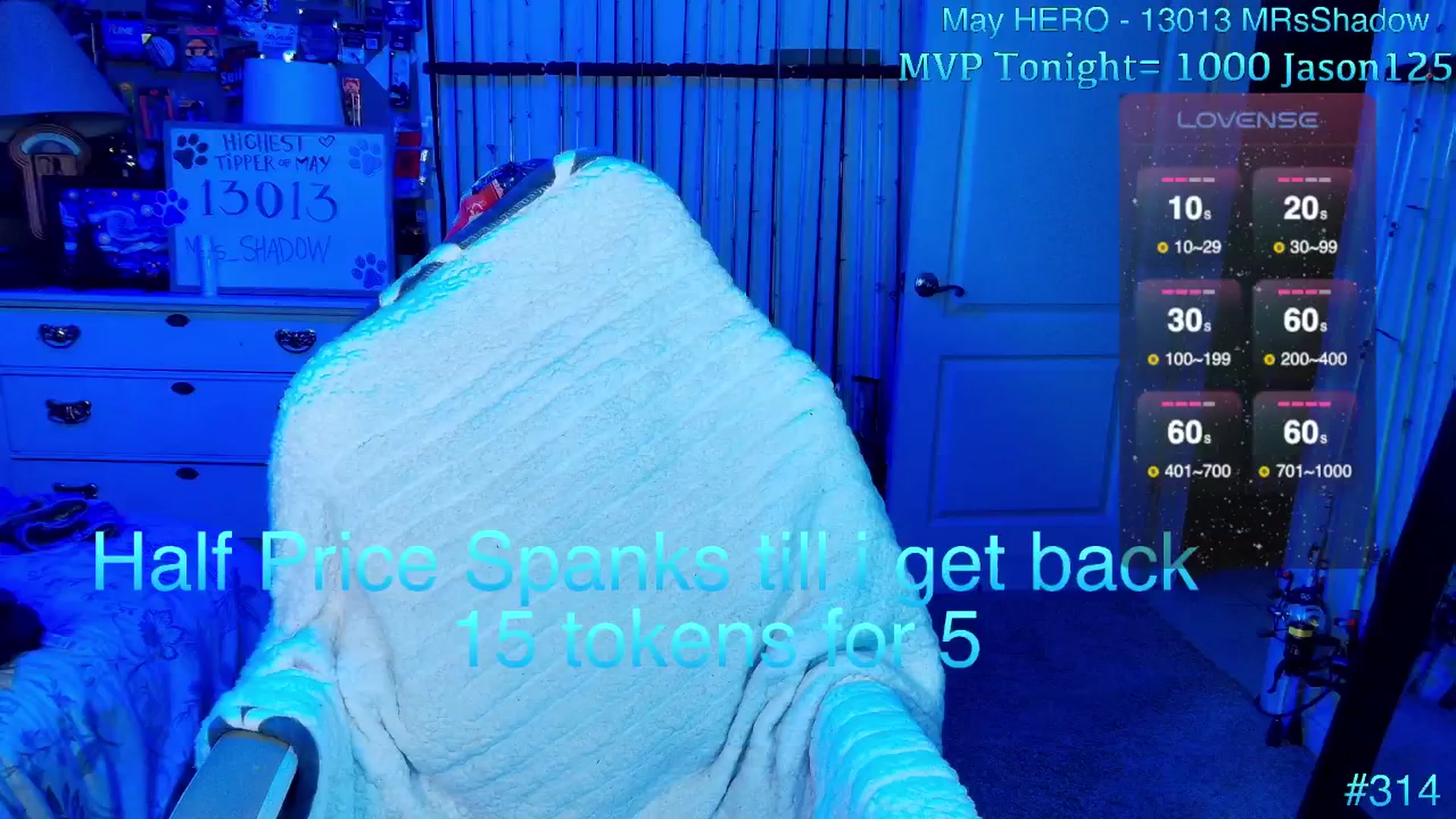Gallery image thumbnail from MollieRose_'s myfreecams stream on, 05/29/2025, 02:39 image 8 of 20