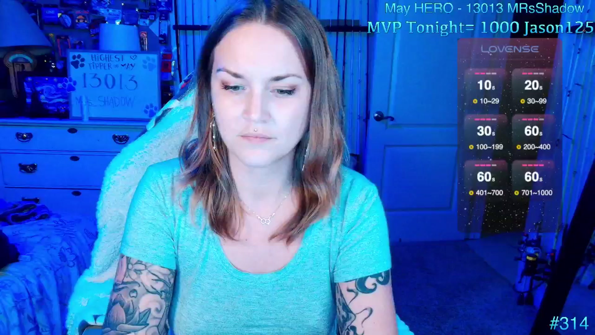 Gallery image thumbnail from MollieRose_'s myfreecams stream on, 05/29/2025, 02:39 image 7 of 20