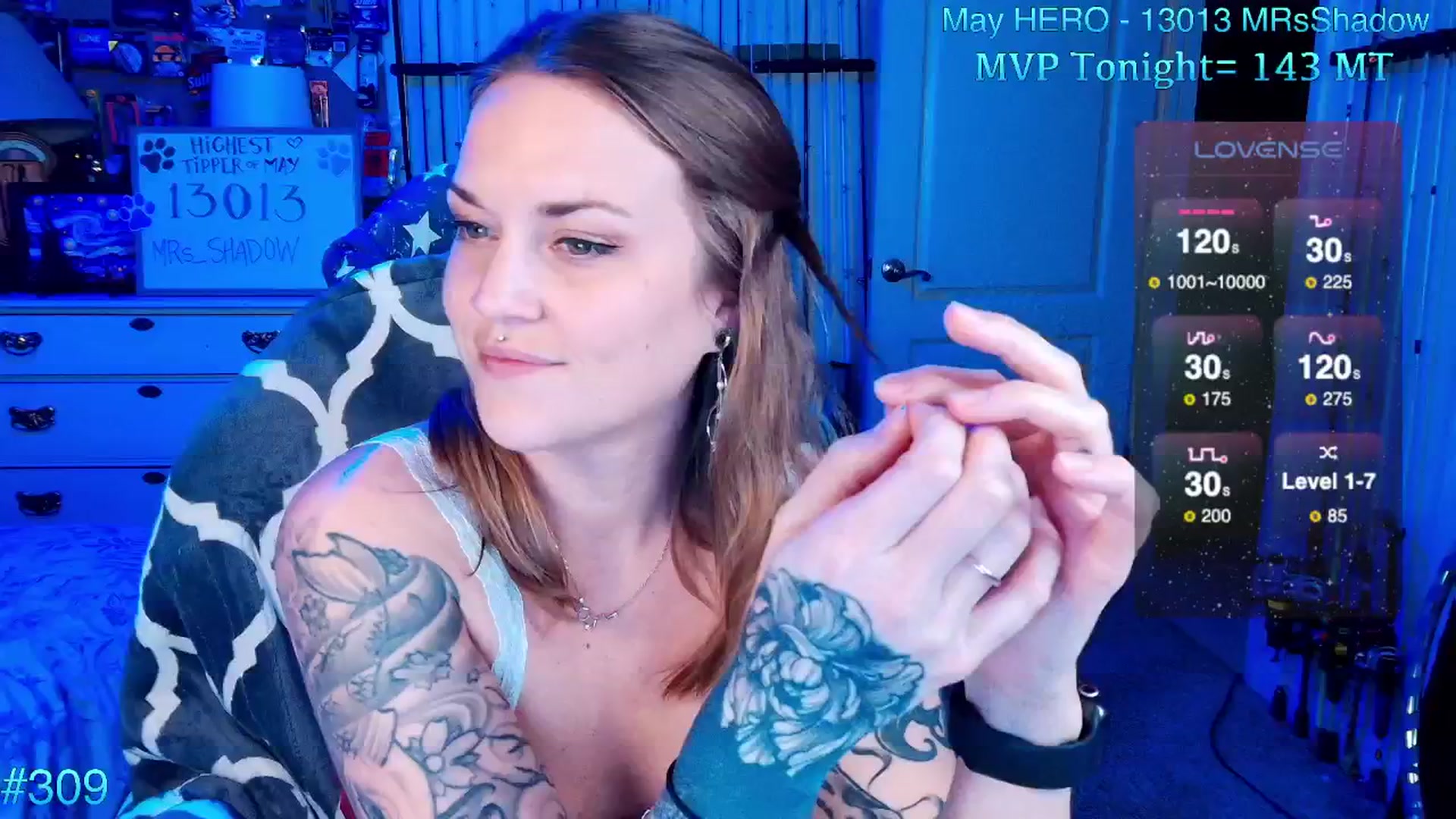 Gallery image thumbnail from MollieRose_'s myfreecams stream on, 05/30/2025, 01:47 image 12 of 20