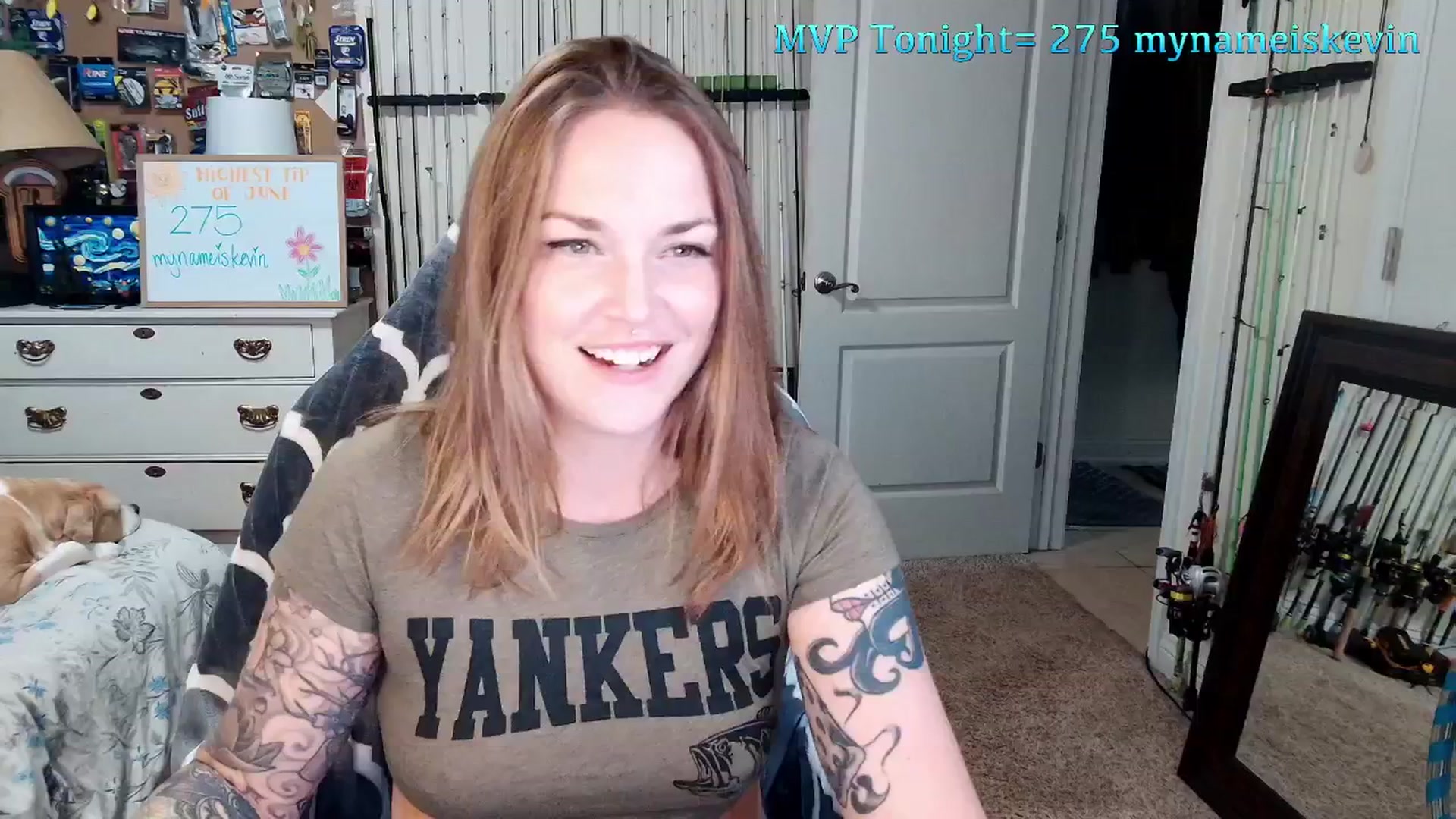 Gallery image thumbnail from MollieRose_'s myfreecams stream on, 06/03/2025, 24:01 image 9 of 20