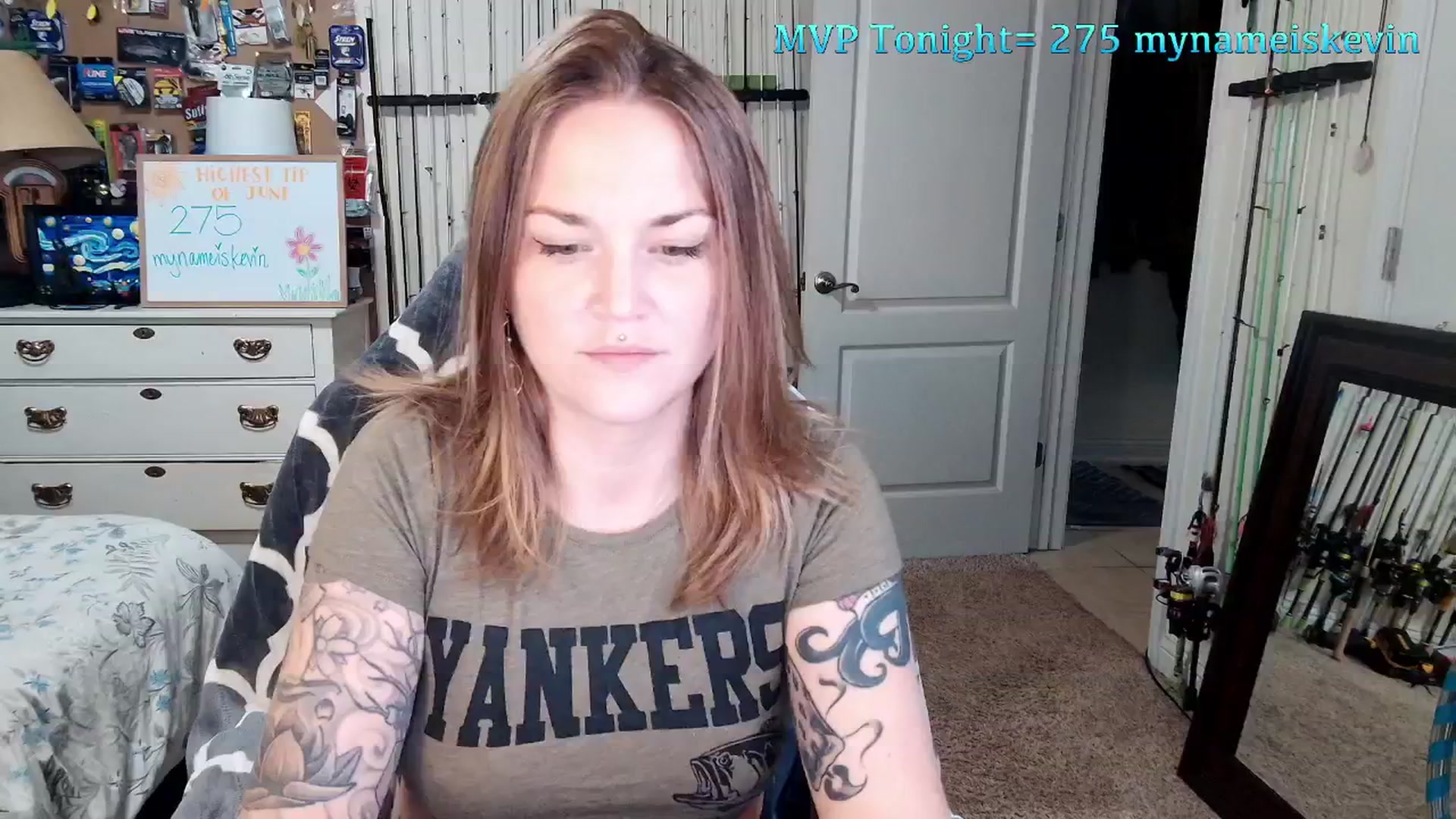 Gallery image thumbnail from MollieRose_'s myfreecams stream on, 06/03/2025, 24:01 image 17 of 20