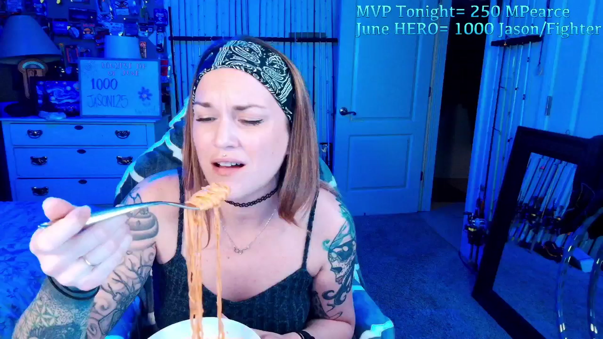 Gallery image thumbnail from MollieRose_'s myfreecams stream on, 06/05/2025, 03:29 image 10 of 20