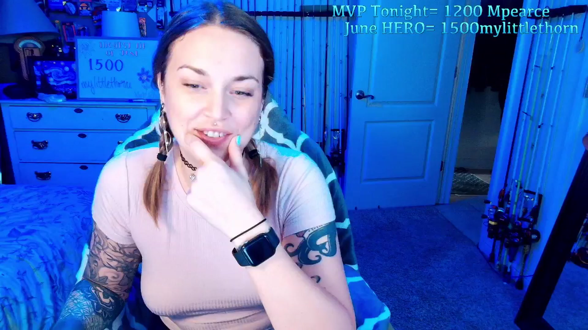 Gallery image thumbnail from MollieRose_'s myfreecams stream on, 06/12/2025, 02:00 image 7 of 20