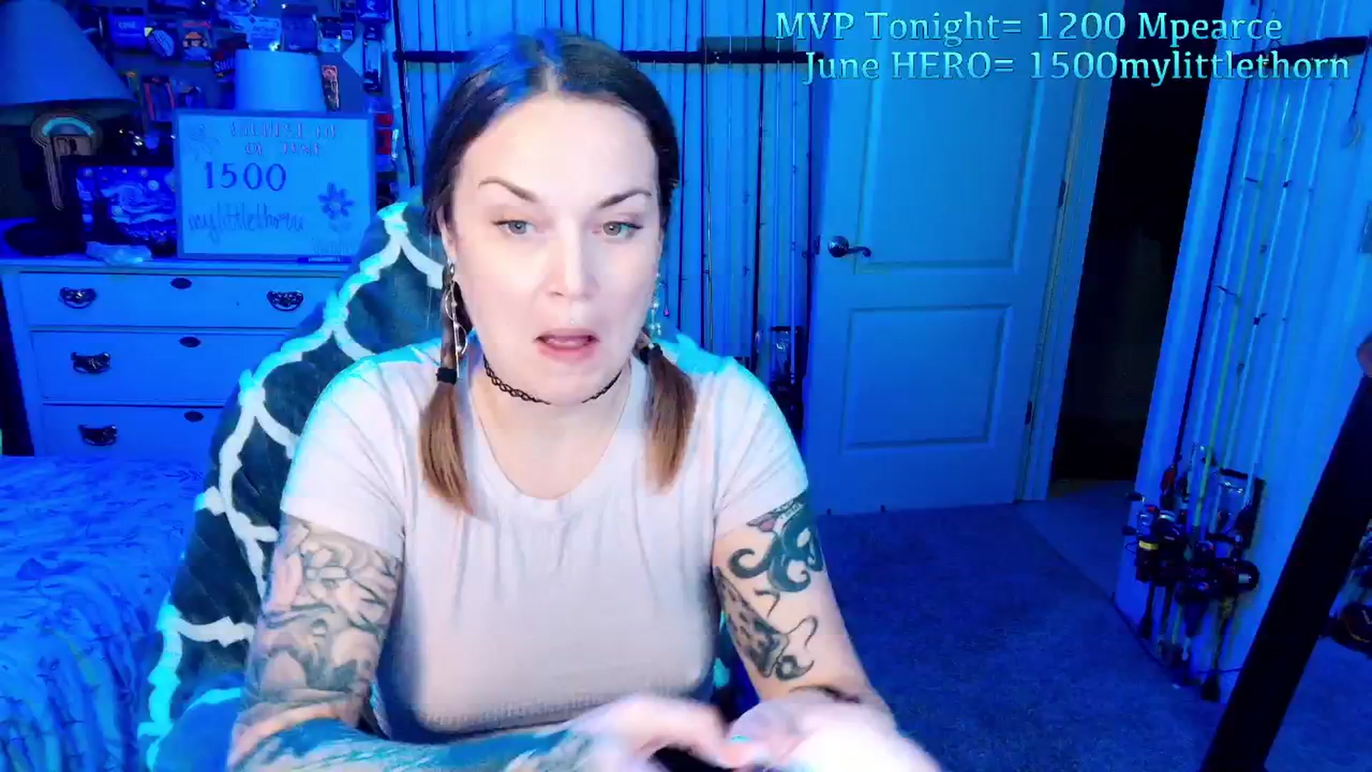 Gallery image thumbnail from MollieRose_'s myfreecams stream on, 06/12/2025, 02:00 image 14 of 20