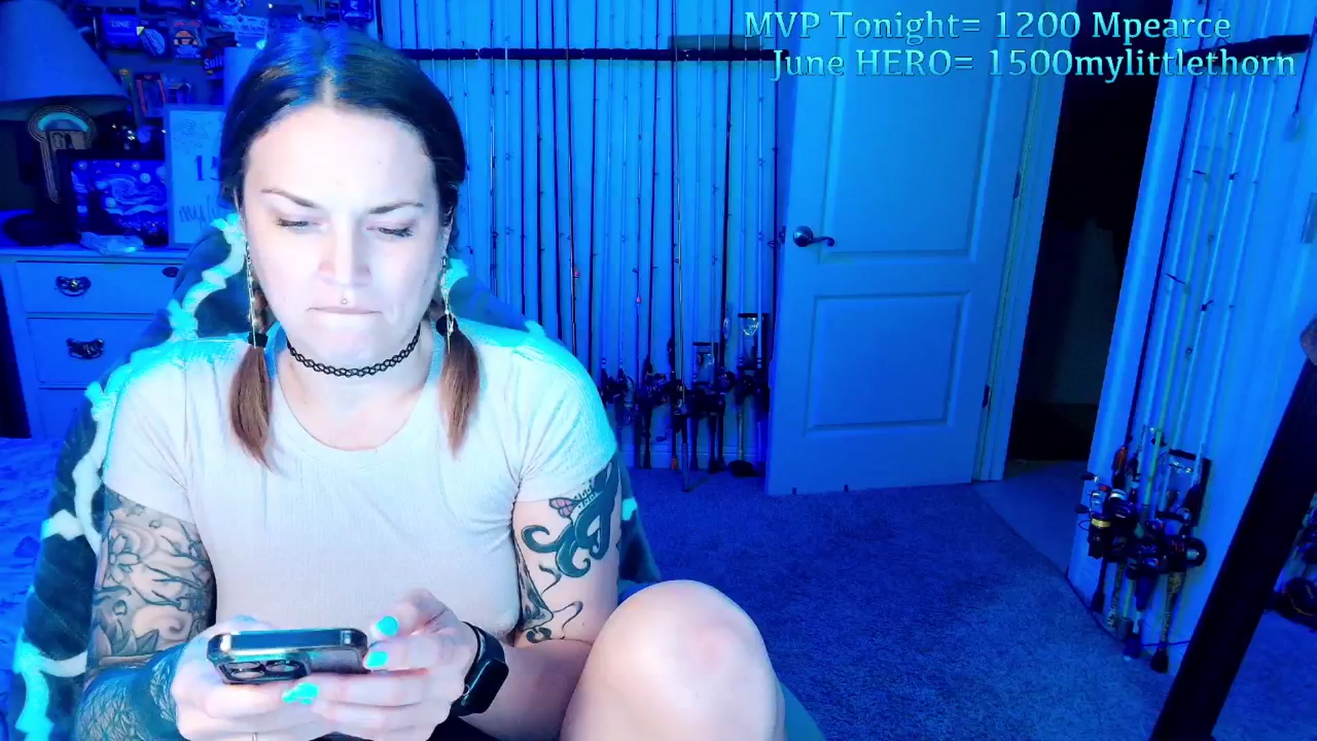 Gallery image thumbnail from MollieRose_'s myfreecams stream on, 06/12/2025, 02:00 image 15 of 20