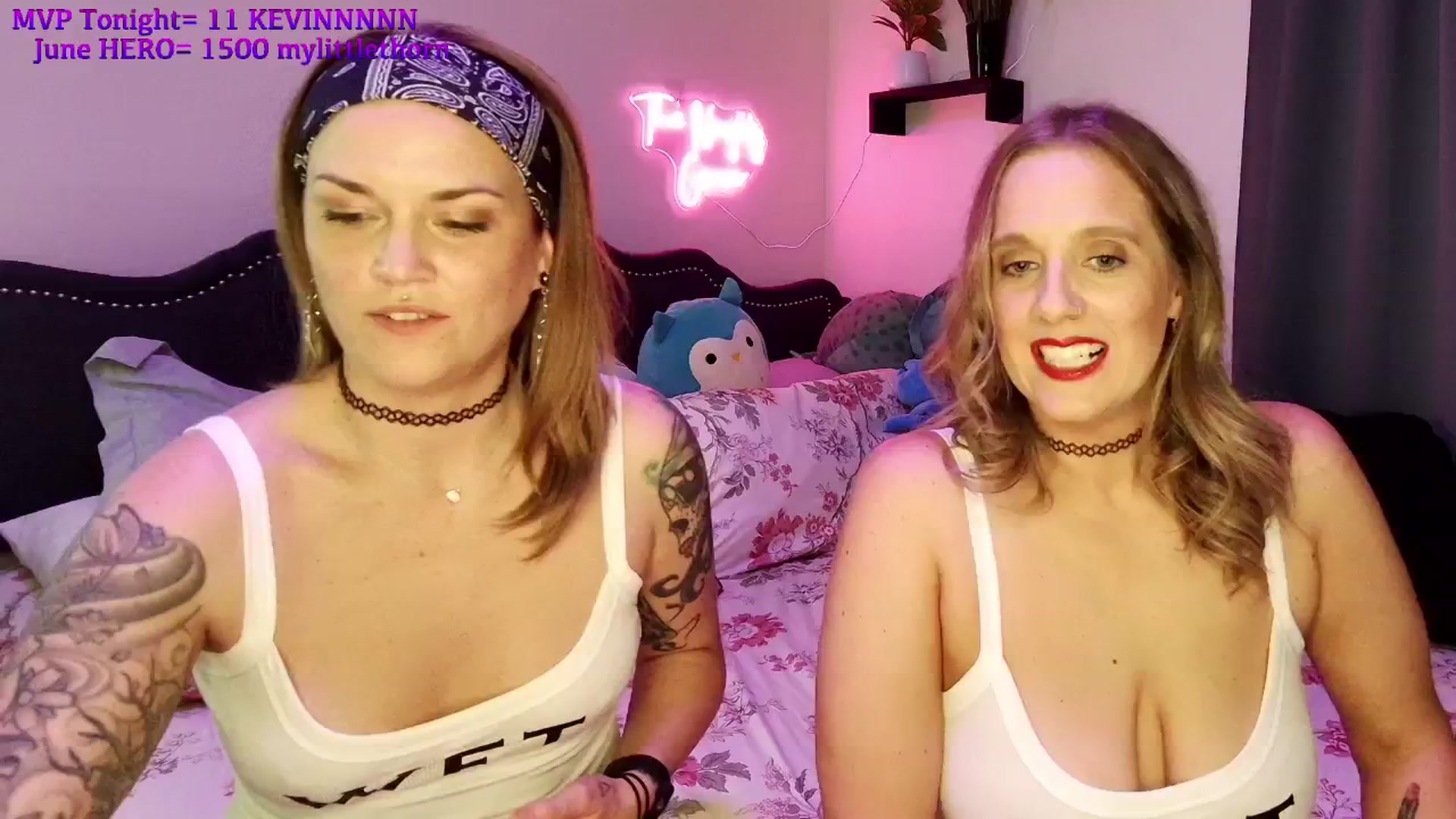 Gallery image thumbnail from MollieRose_'s myfreecams stream on, 06/18/2025, 24:36 image 12 of 20