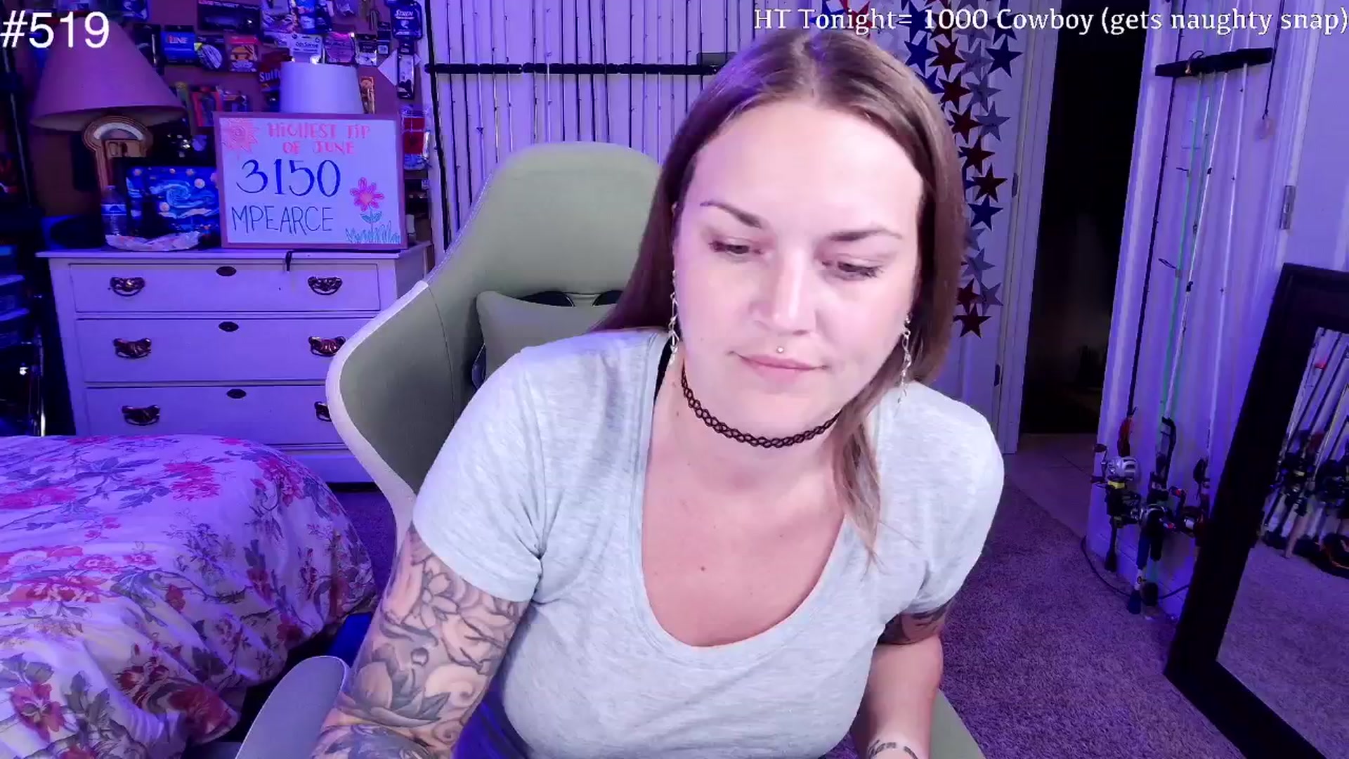 Gallery image thumbnail from MollieRose_'s myfreecams stream on, 06/25/2025, 02:36 image 17 of 20