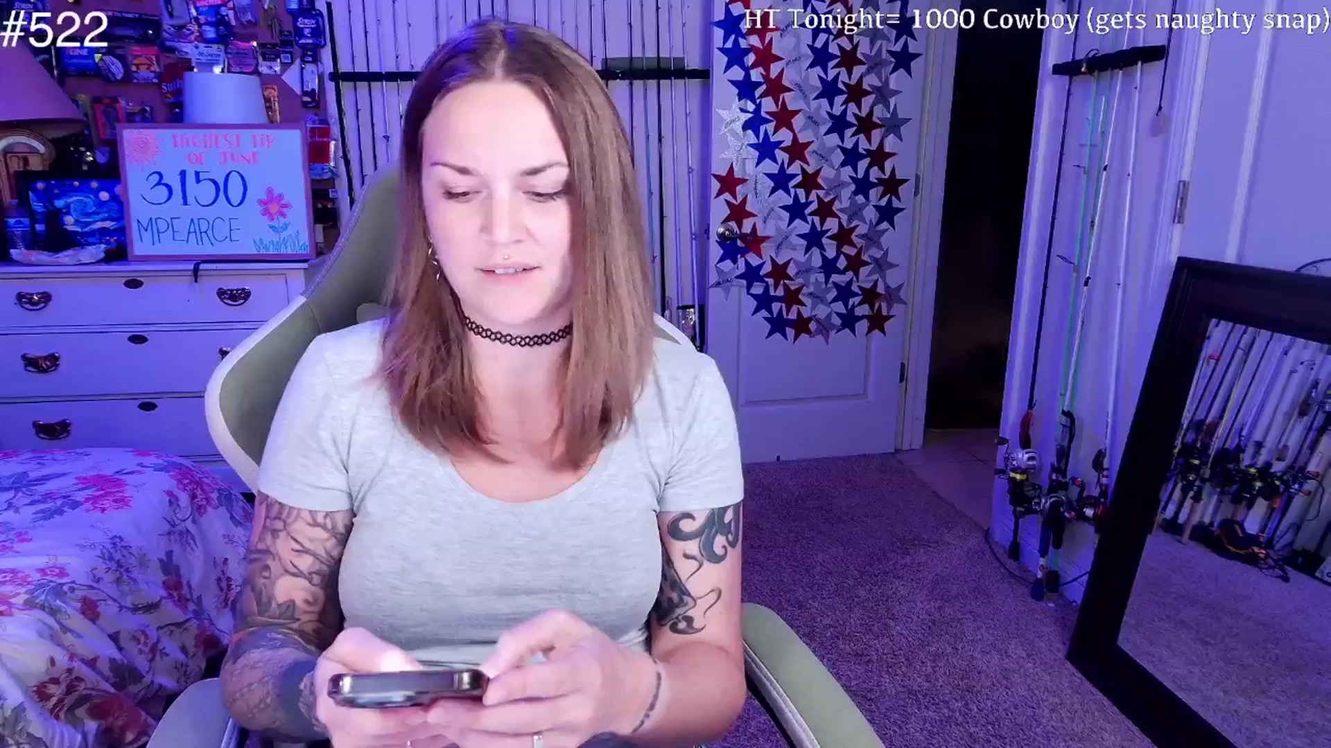 Gallery image thumbnail from MollieRose_'s myfreecams stream on, 06/25/2025, 02:36 image 10 of 20