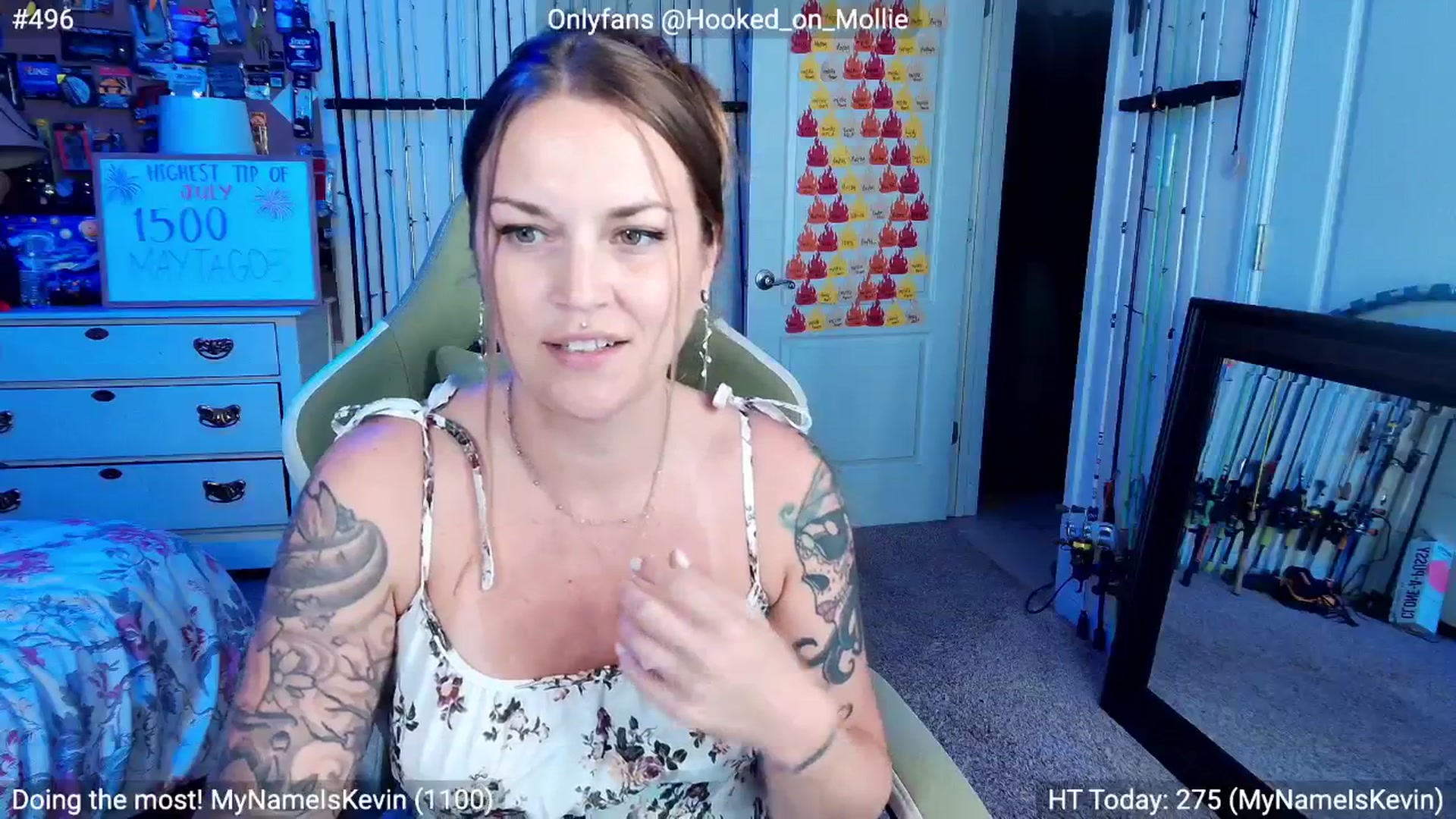 Gallery image thumbnail from MollieRose_'s myfreecams stream on, 07/17/2025, 01:50 image 14 of 20