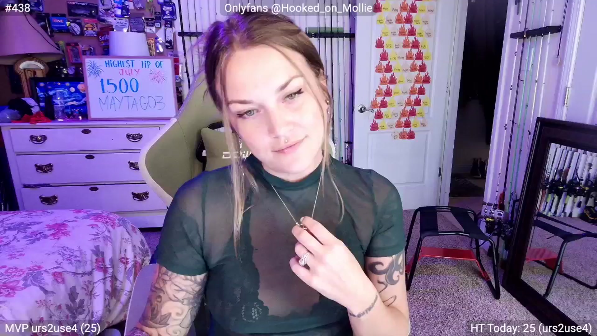 Gallery image thumbnail from MollieRose_'s myfreecams stream on, 07/22/2025, 24:25 image 16 of 20