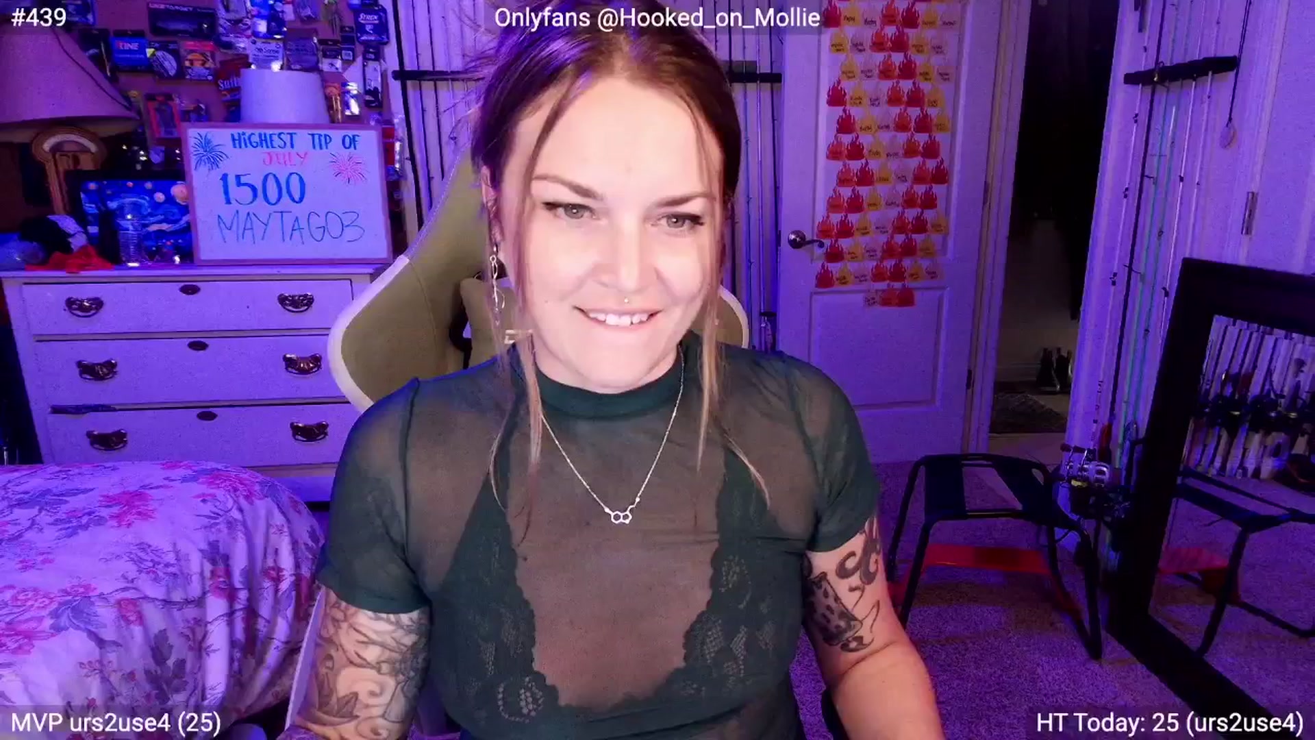 Gallery image thumbnail from MollieRose_'s myfreecams stream on, 07/22/2025, 24:25 image 17 of 20