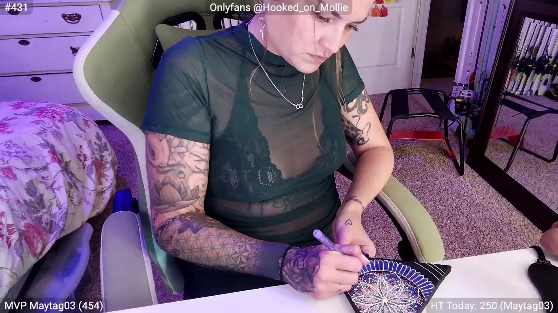 Gallery image thumbnail from MollieRose_'s myfreecams stream on, 07/22/2025, 01:31 image 7 of 20