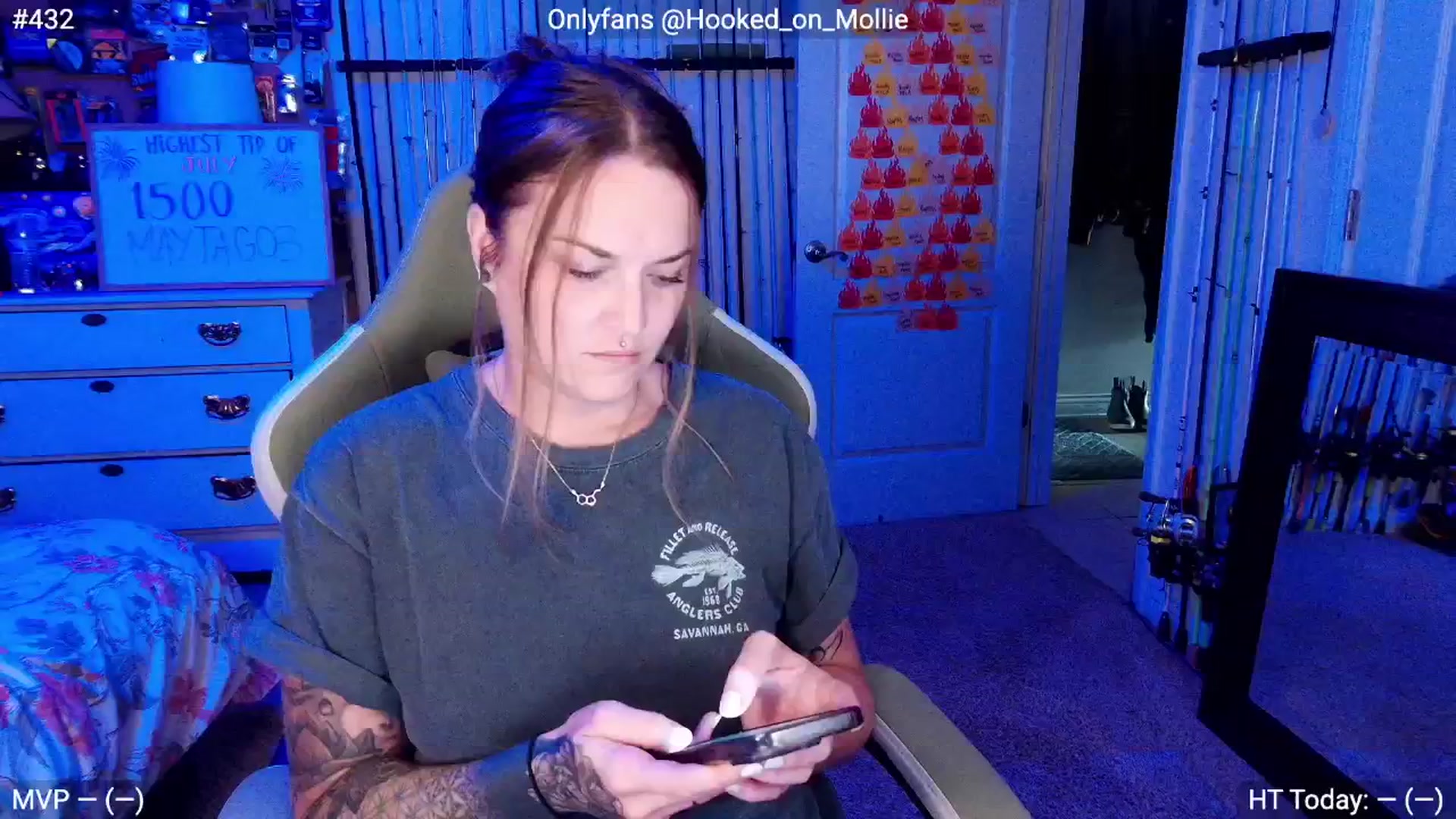 Gallery image thumbnail from MollieRose_'s myfreecams stream on, 07/23/2025, 24:19 image 4 of 20