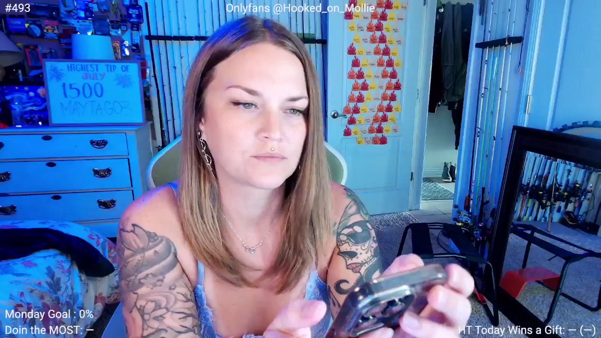 Gallery image thumbnail from MollieRose_'s myfreecams stream on, 07/29/2025, 24:01 image 2 of 20