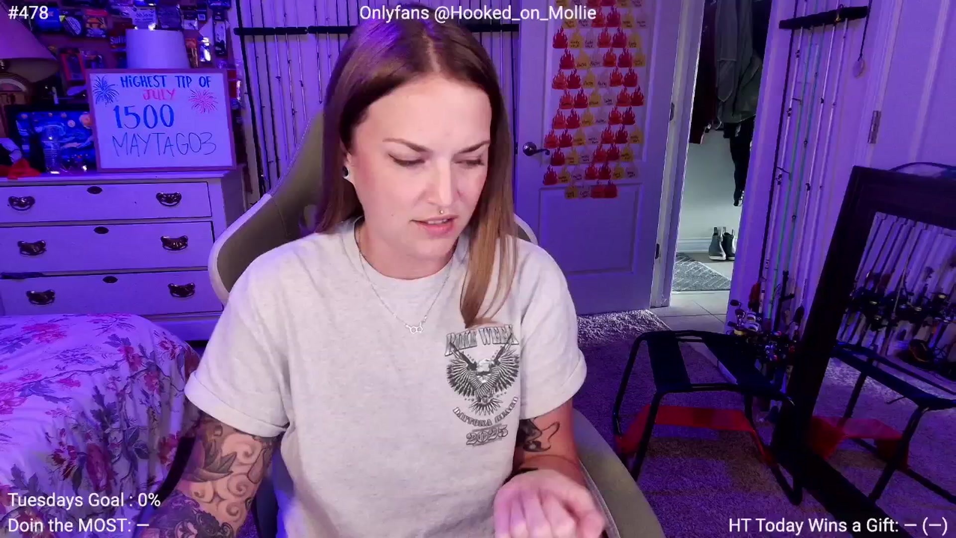 Gallery image thumbnail from MollieRose_'s myfreecams stream on, 07/30/2025, 24:01 image 1 of 20