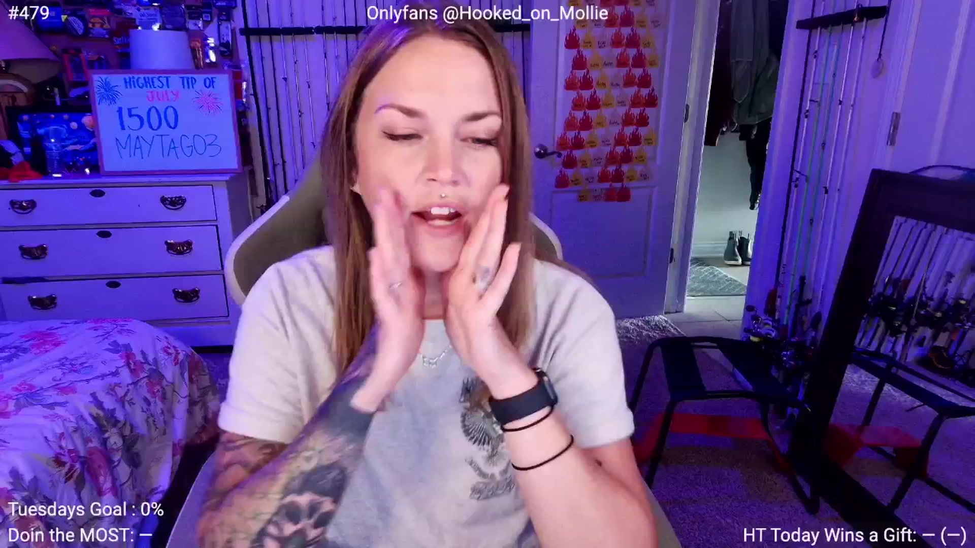 Gallery image thumbnail from MollieRose_'s myfreecams stream on, 07/30/2025, 24:01 image 9 of 20