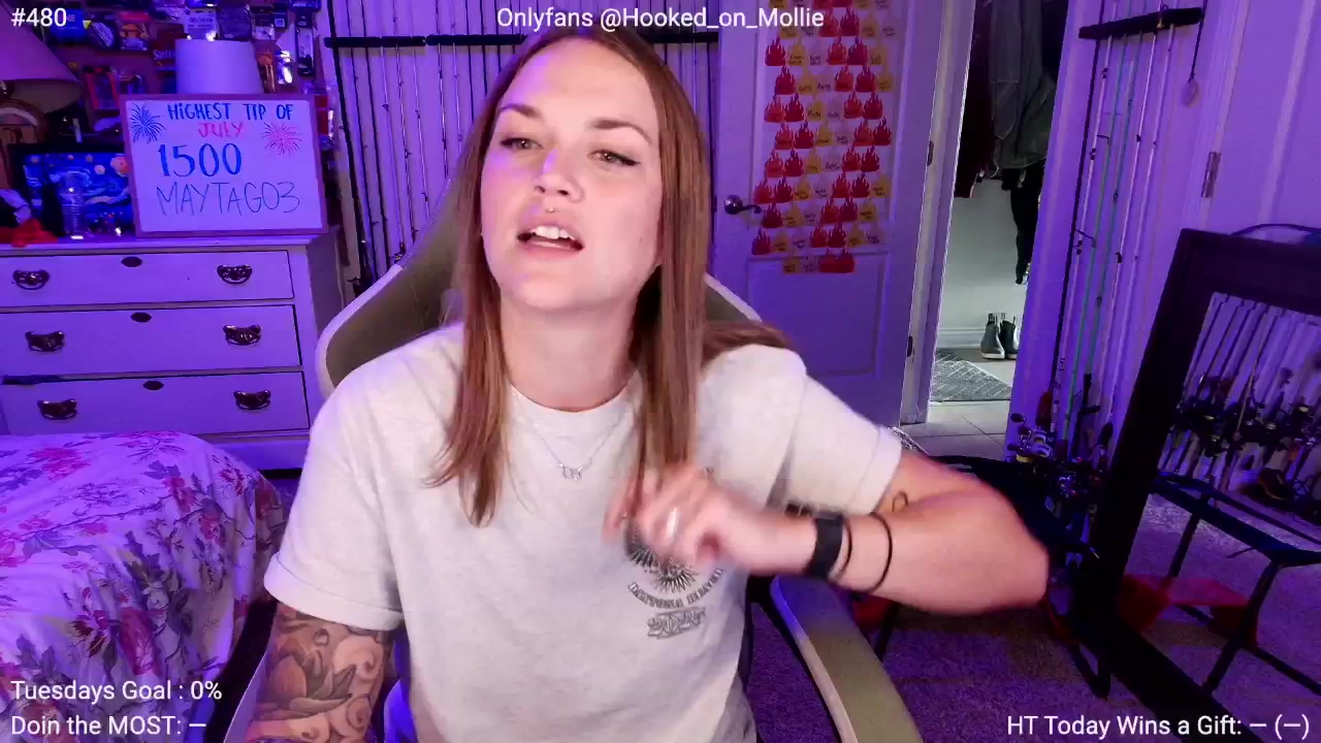 Gallery image thumbnail from MollieRose_'s myfreecams stream on, 07/30/2025, 24:01 image 10 of 20