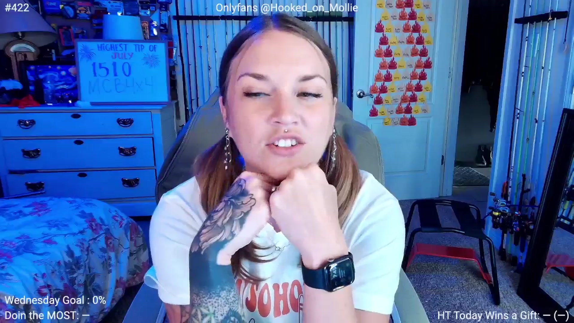 Gallery image thumbnail from MollieRose_'s myfreecams stream on, 07/31/2025, 24:01 image 11 of 20