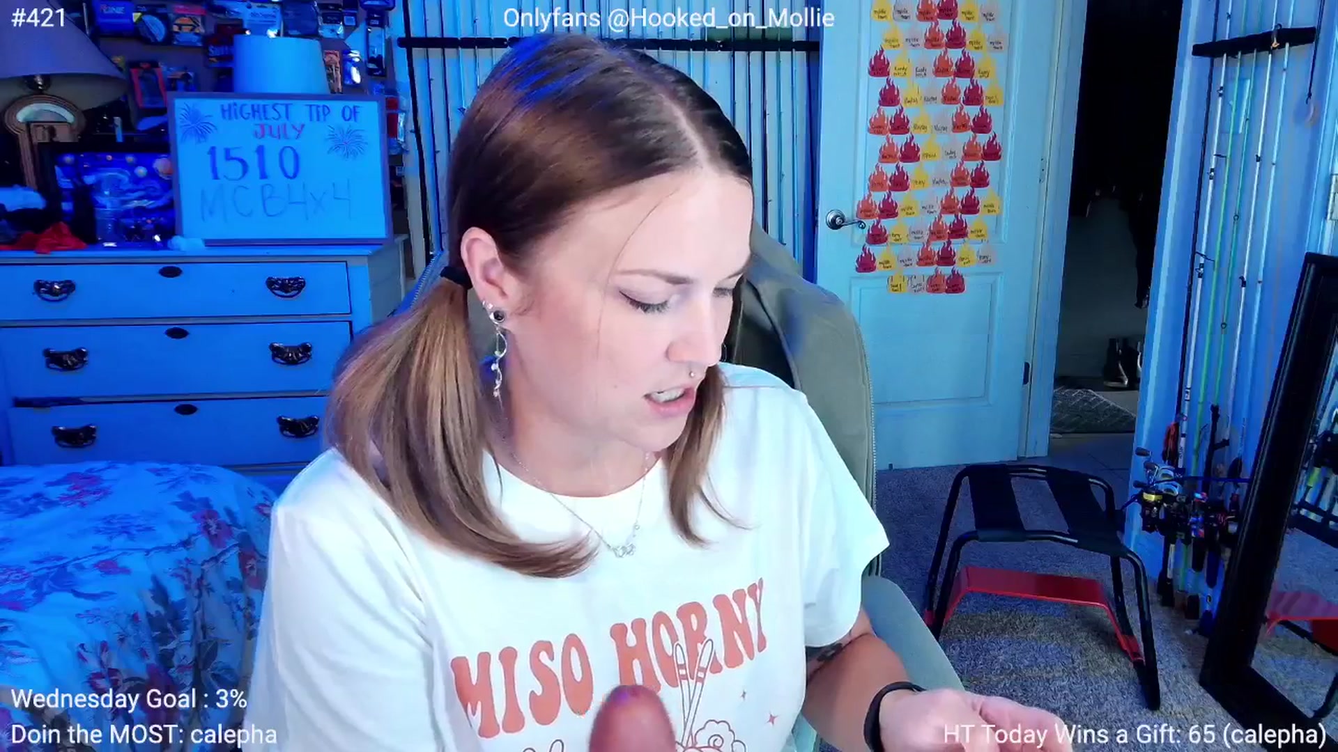 Gallery image thumbnail from MollieRose_'s myfreecams stream on, 07/31/2025, 24:01 image 17 of 20