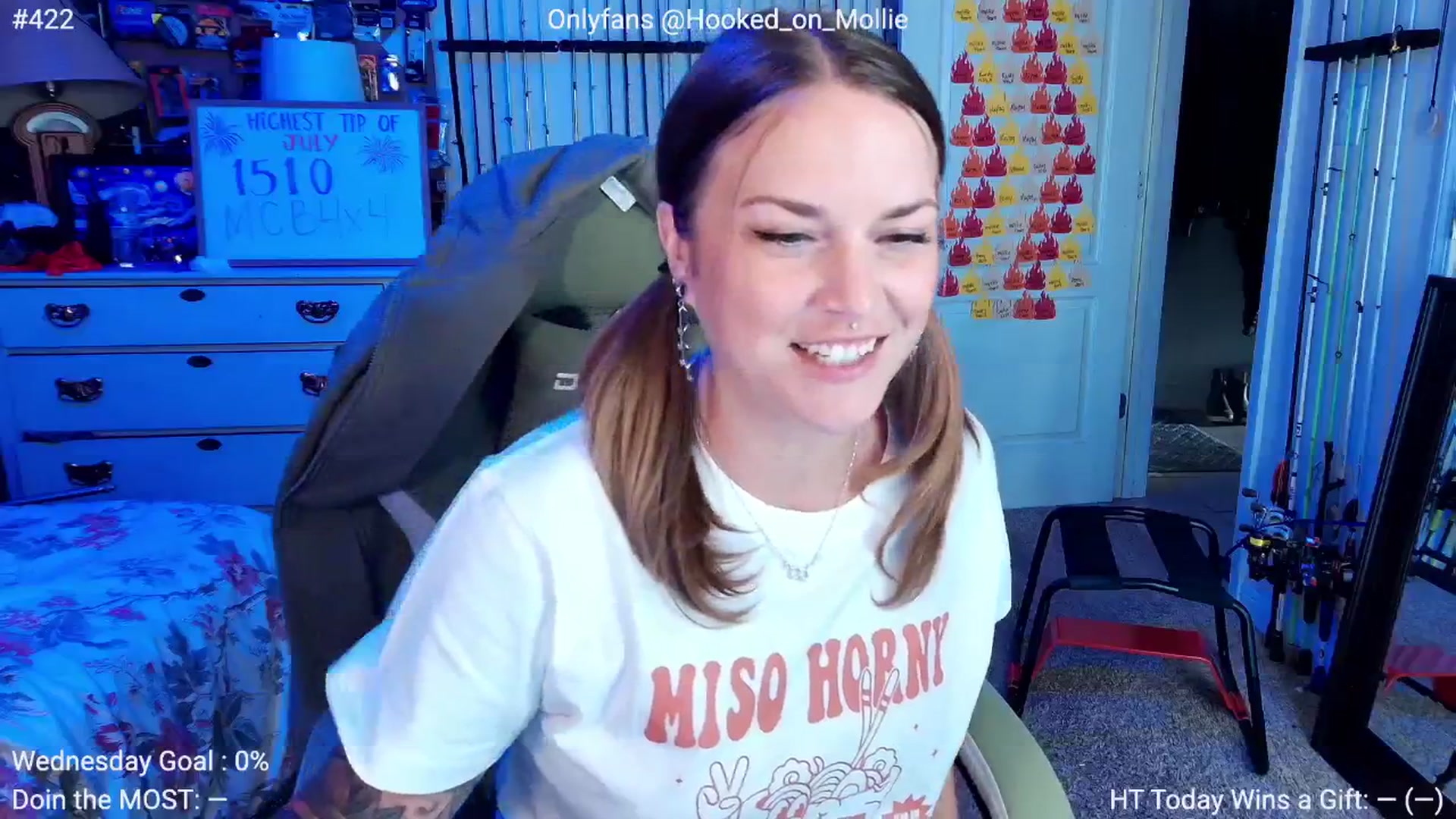Gallery image thumbnail from MollieRose_'s myfreecams stream on, 07/31/2025, 24:01 image 12 of 20