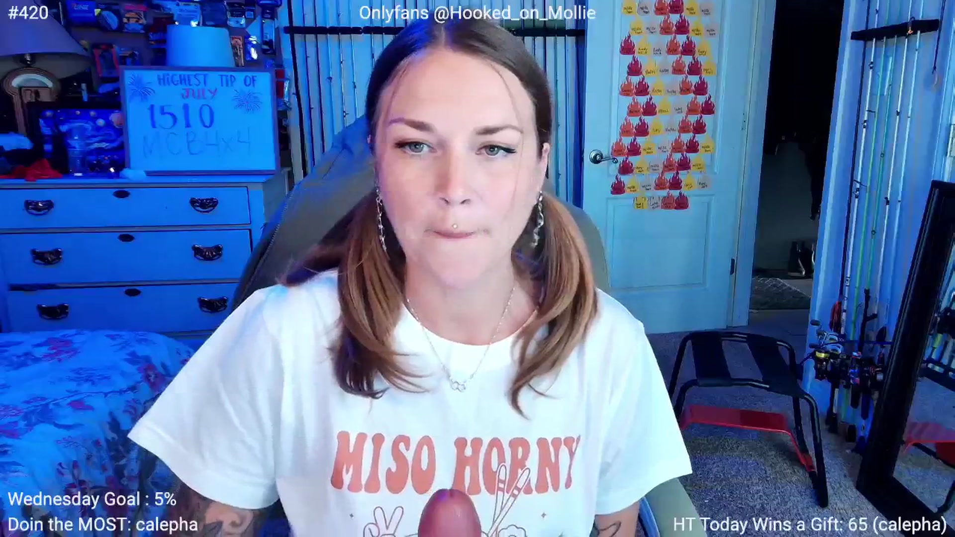 Gallery image thumbnail from MollieRose_'s myfreecams stream on, 07/31/2025, 24:01 image 18 of 20