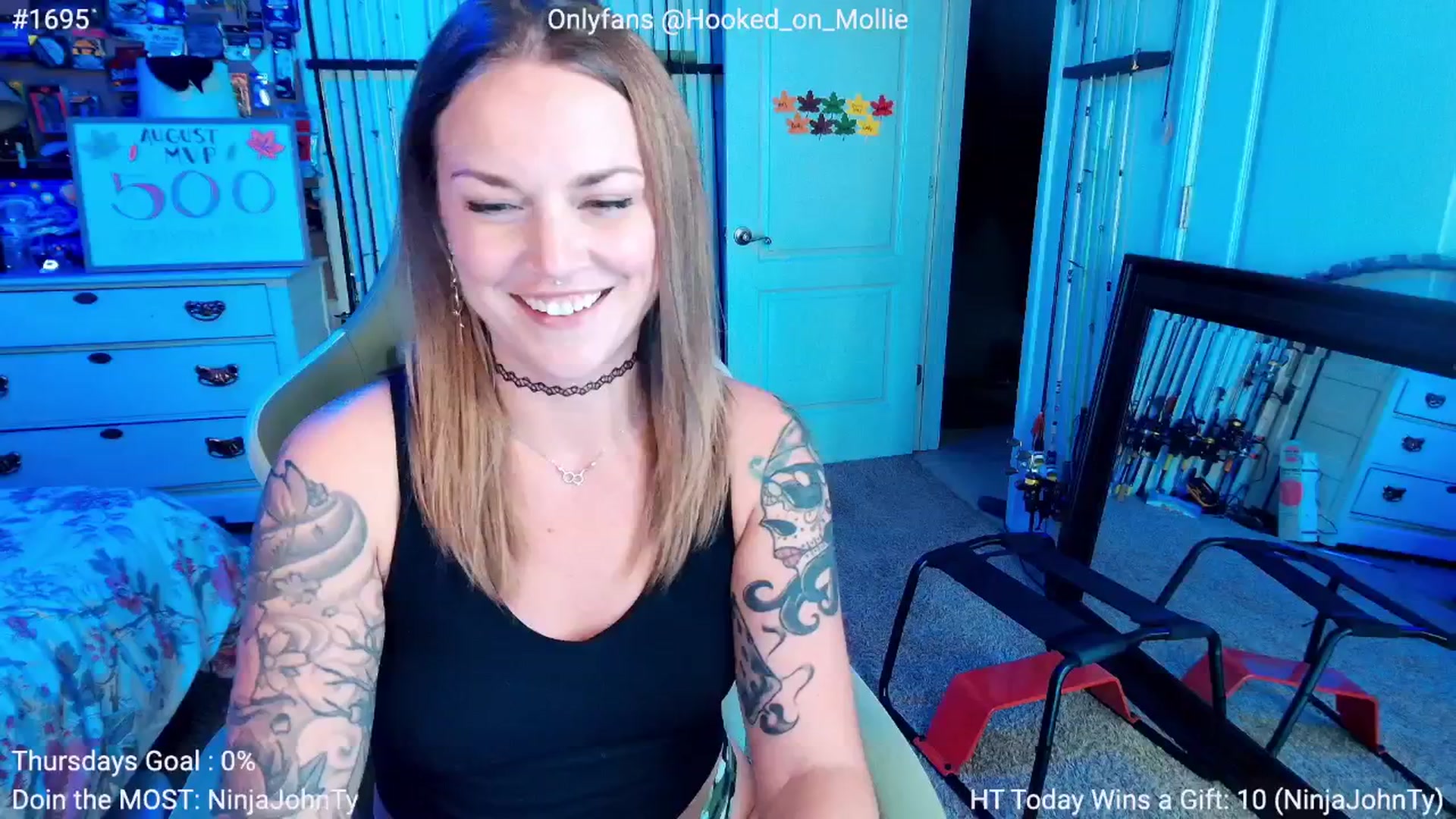 Gallery image thumbnail from MollieRose_'s myfreecams stream on, 08/06/2025, 24:00 image 6 of 20