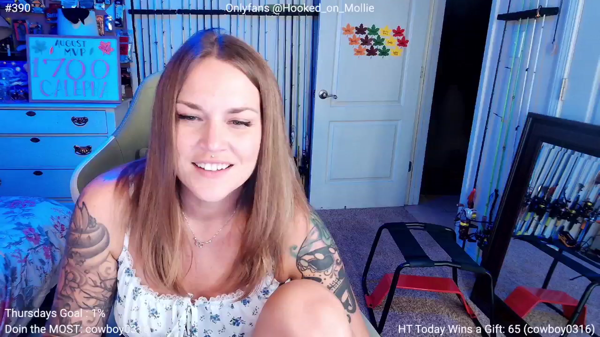 Gallery image thumbnail from MollieRose_'s myfreecams stream on, 08/07/2025, 03:26 image 2 of 20