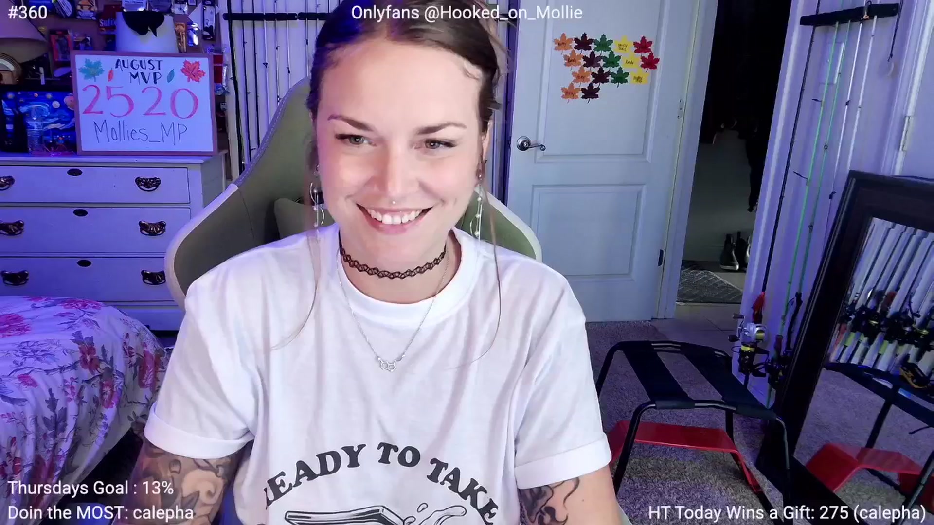 Gallery image thumbnail from MollieRose_'s myfreecams stream on, 08/08/2025, 24:24 image 12 of 20