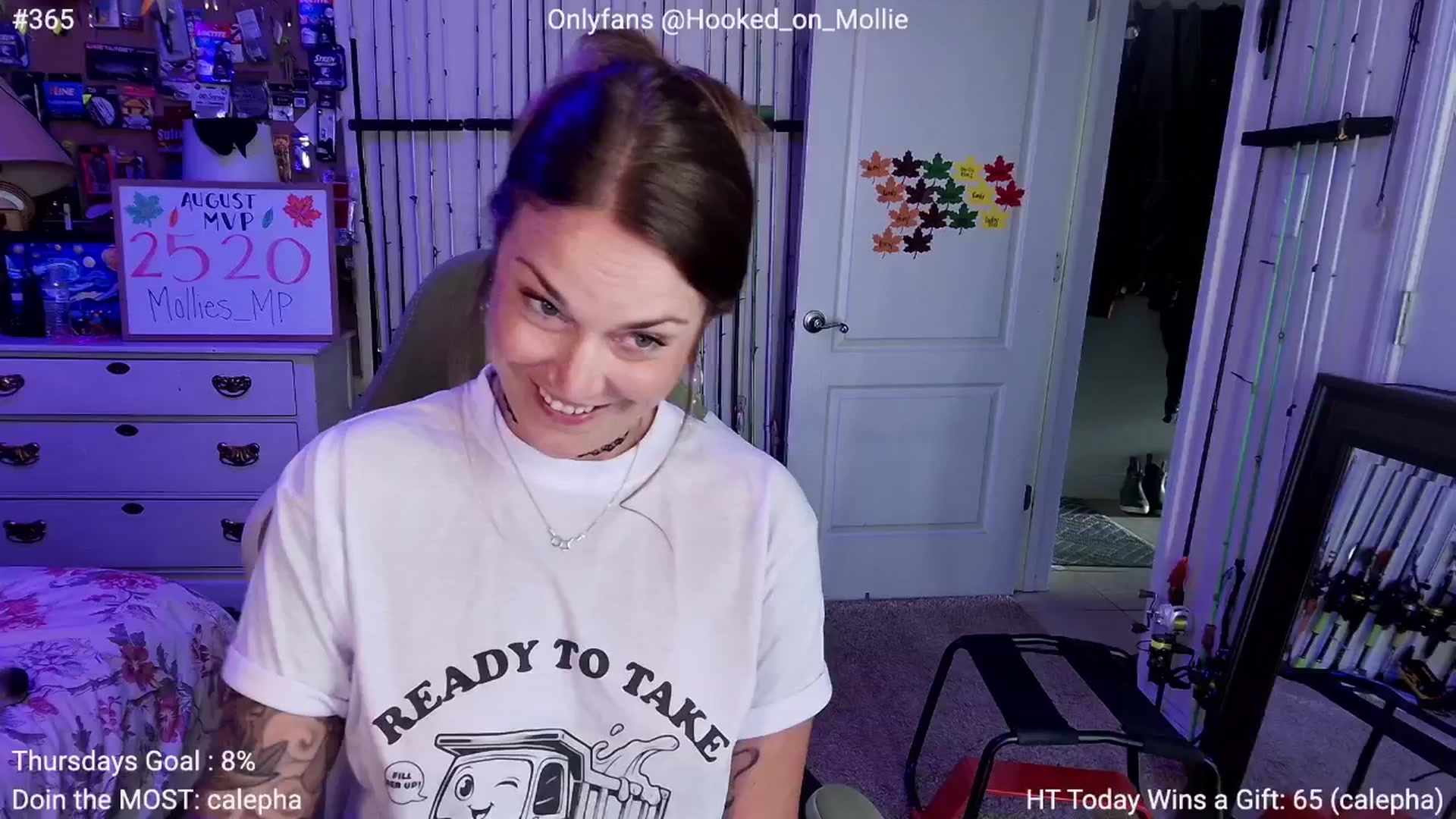 Gallery image thumbnail from MollieRose_'s myfreecams stream on, 08/08/2025, 24:24 image 6 of 20