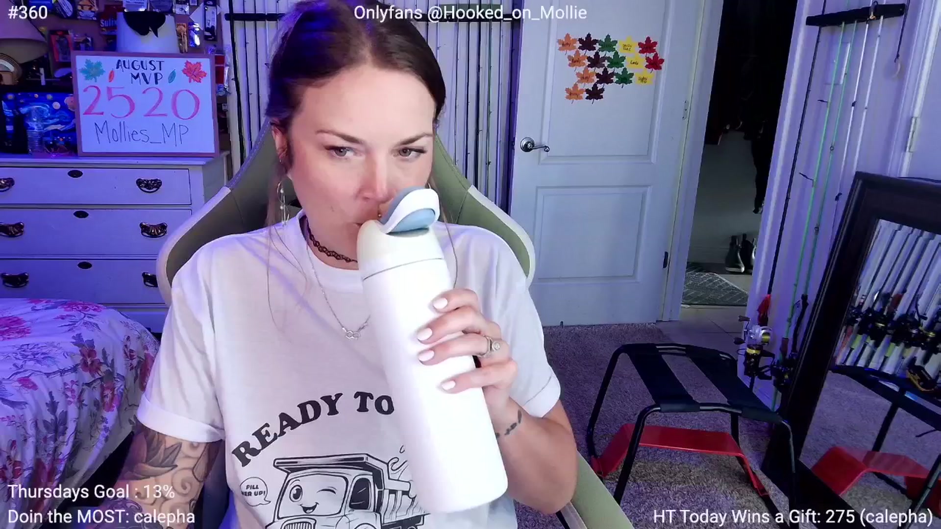 Gallery image thumbnail from MollieRose_'s myfreecams stream on, 08/08/2025, 24:24 image 9 of 20