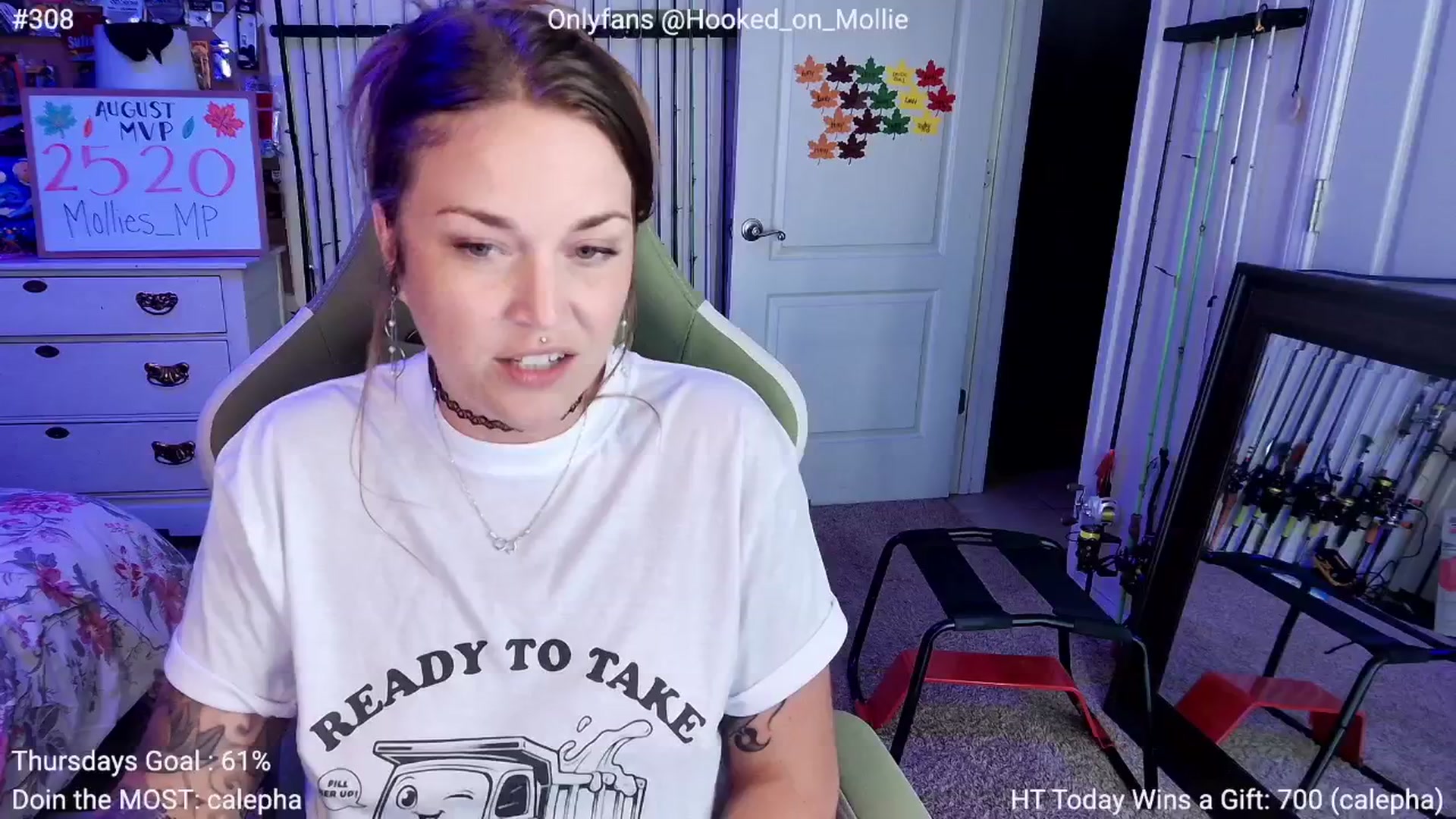 Gallery image thumbnail from MollieRose_'s myfreecams stream on, 08/08/2025, 03:07 image 9 of 20