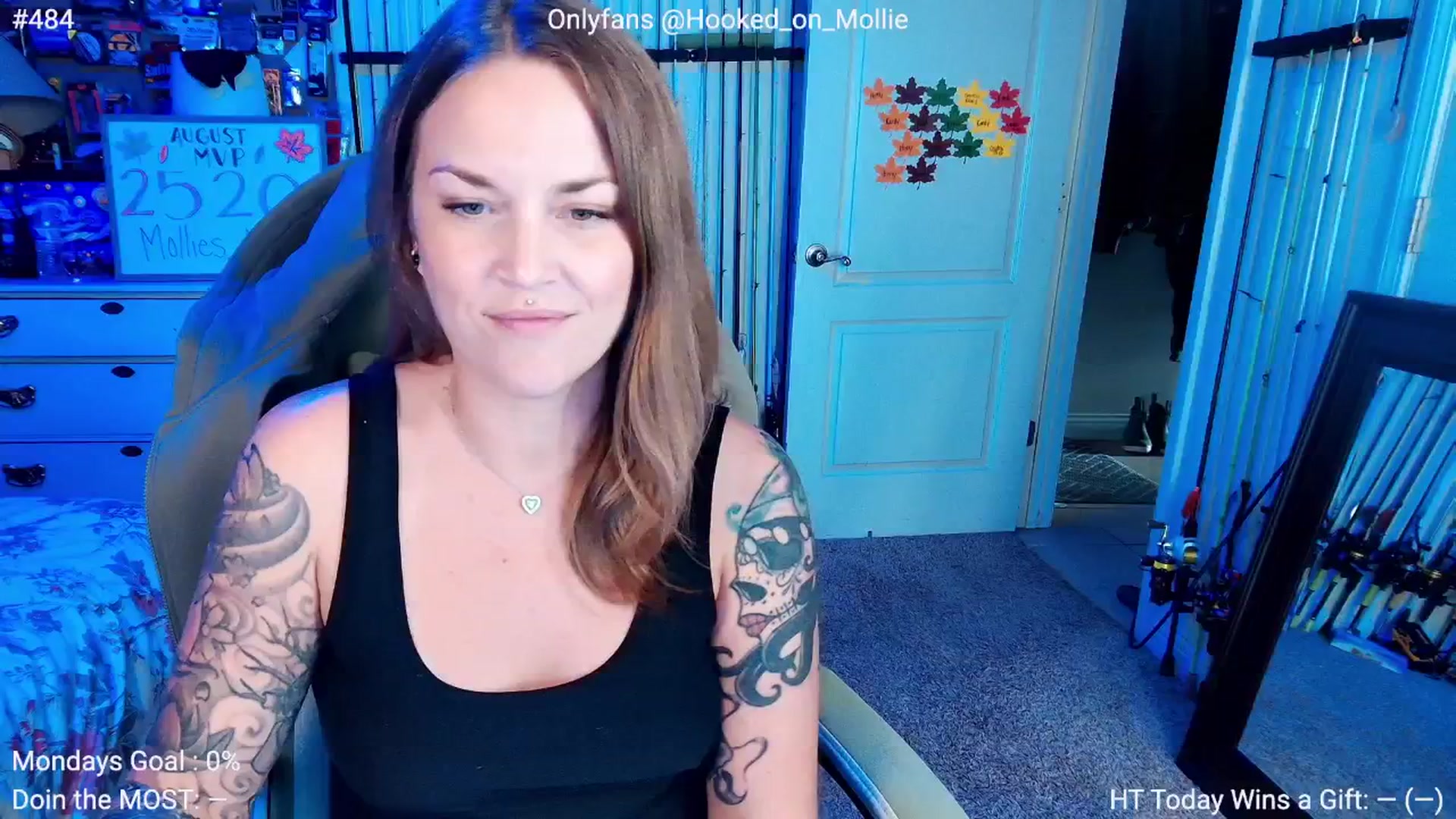 Gallery image thumbnail from MollieRose_'s myfreecams stream on, 08/12/2025, 02:30 image 2 of 20