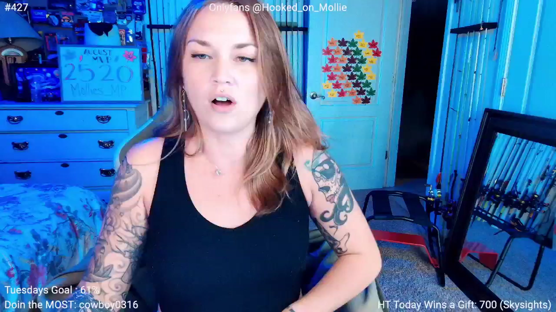 Gallery image thumbnail from MollieRose_'s myfreecams stream on, 08/13/2025, 03:38 image 1 of 20
