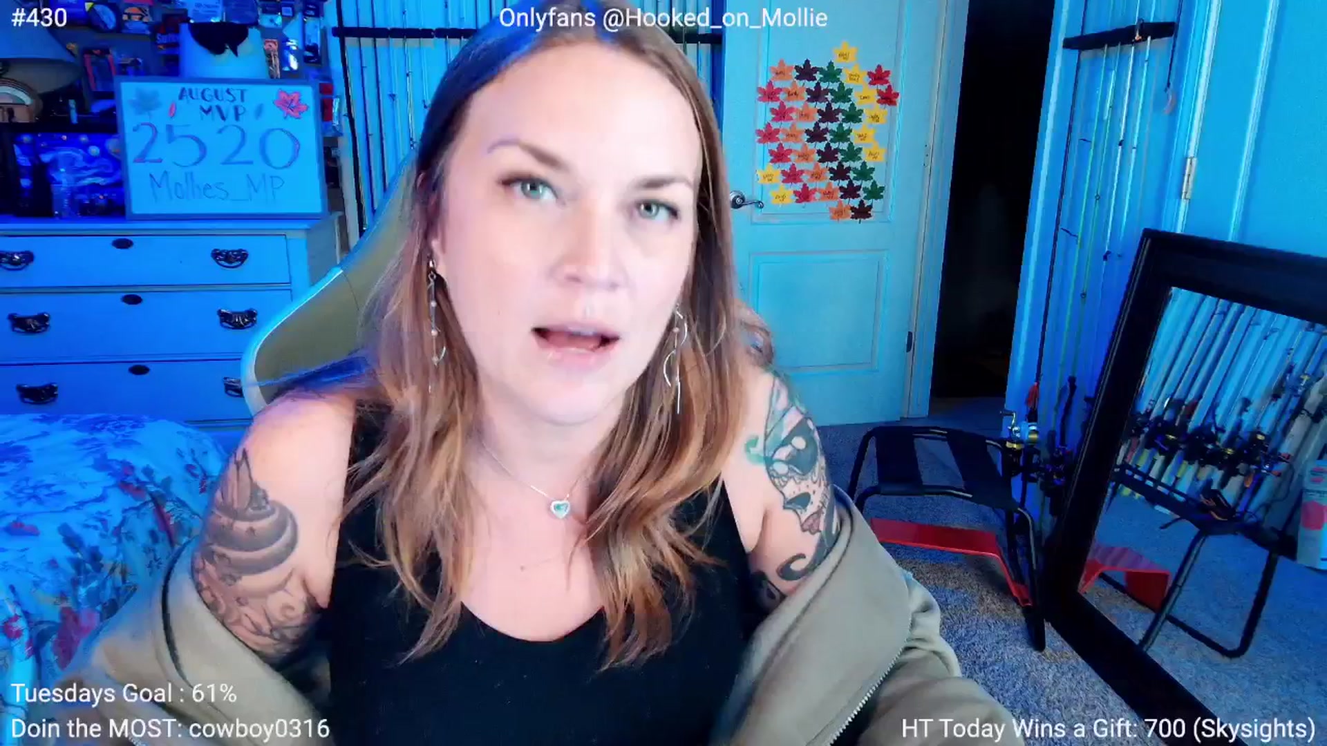 Gallery image thumbnail from MollieRose_'s myfreecams stream on, 08/13/2025, 03:38 image 19 of 20