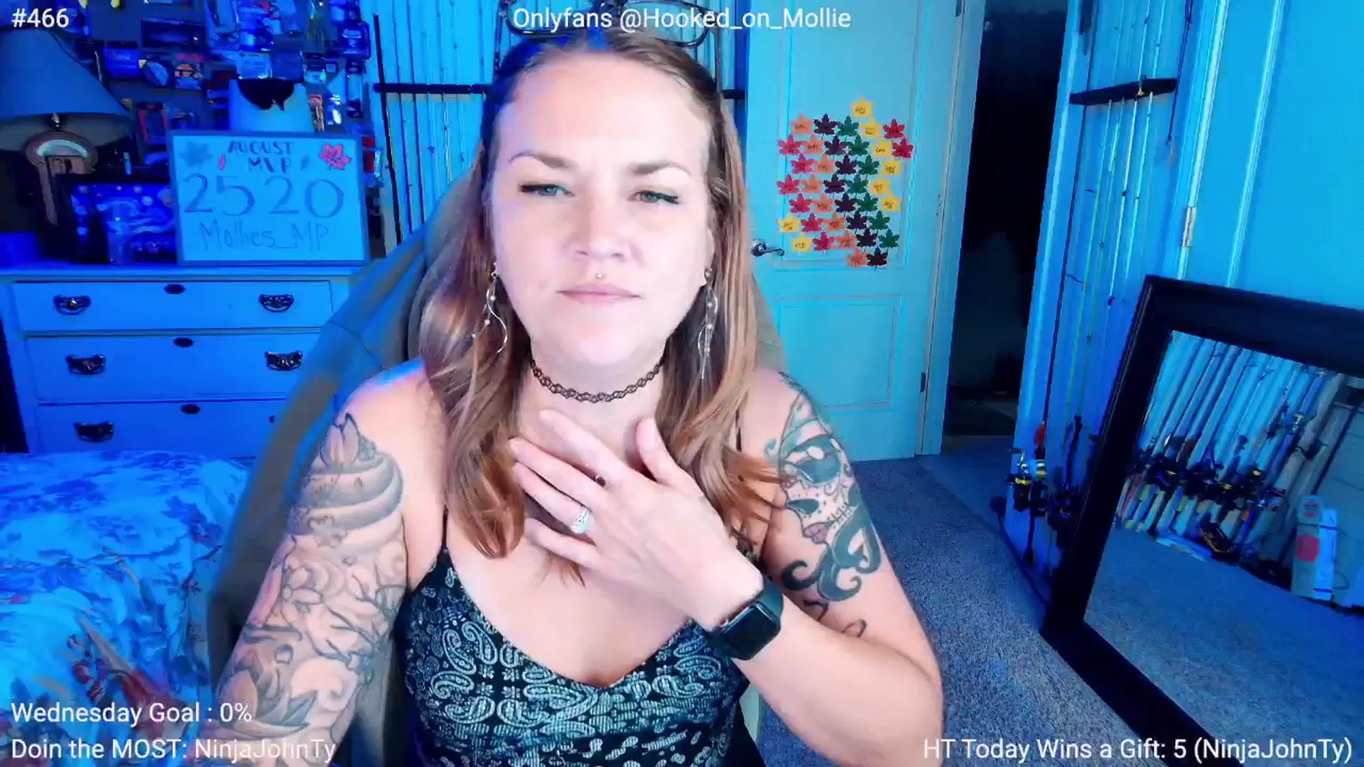 Gallery image thumbnail from MollieRose_'s myfreecams stream on, 08/14/2025, 24:02 image 16 of 20