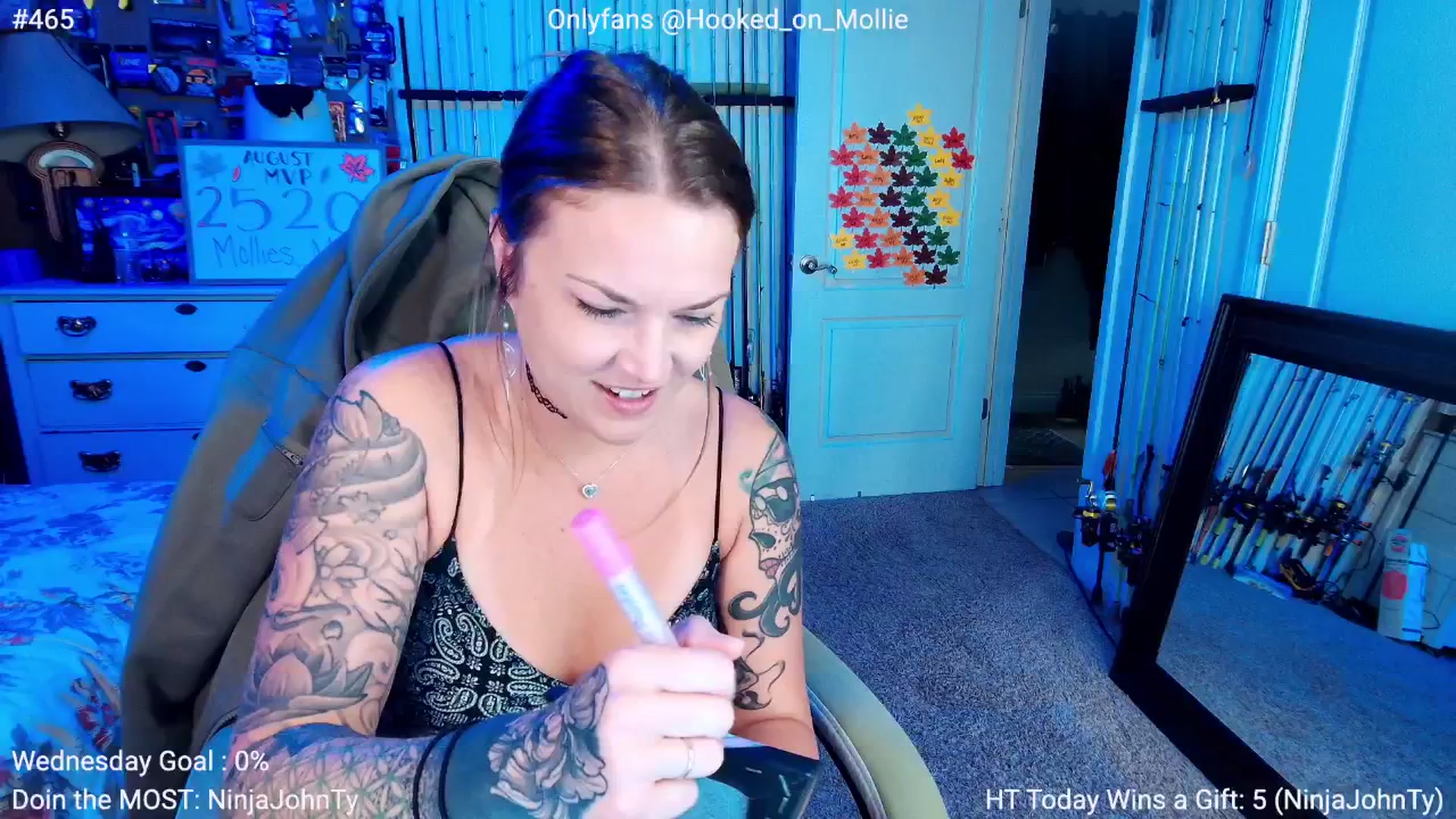 Gallery image thumbnail from MollieRose_'s myfreecams stream on, 08/14/2025, 24:02 image 3 of 20