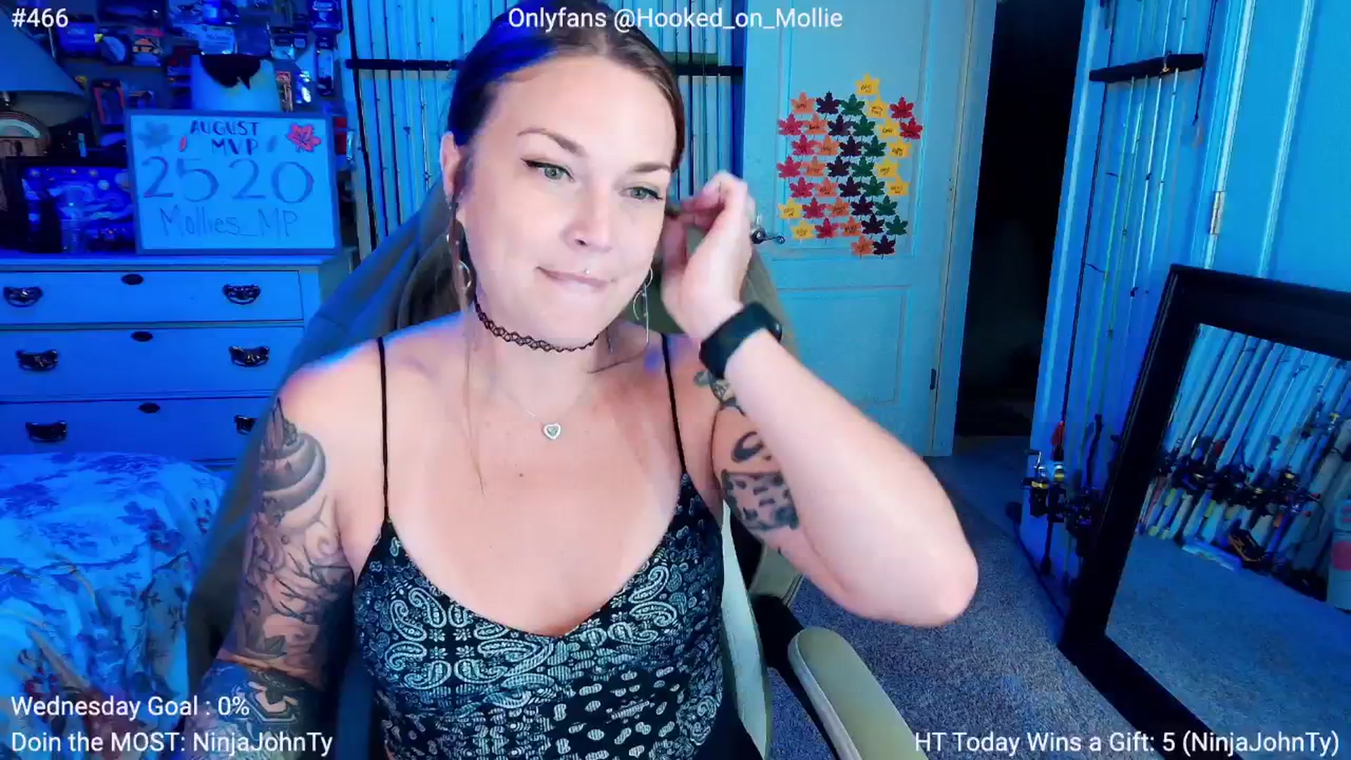 Gallery image thumbnail from MollieRose_'s myfreecams stream on, 08/14/2025, 24:02 image 19 of 20