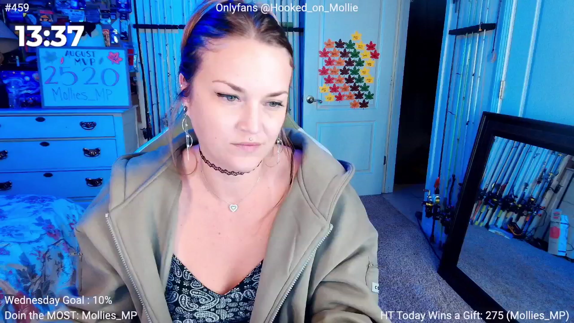 Gallery image thumbnail from MollieRose_'s myfreecams stream on, 08/14/2025, 01:38 image 18 of 20
