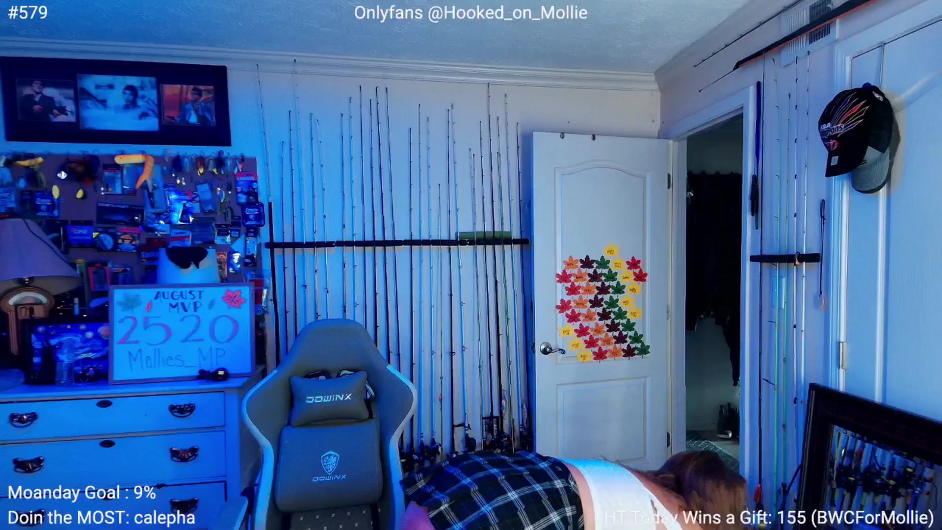 Gallery image thumbnail from MollieRose_'s myfreecams stream on, 08/19/2025, 24:26 image 10 of 20