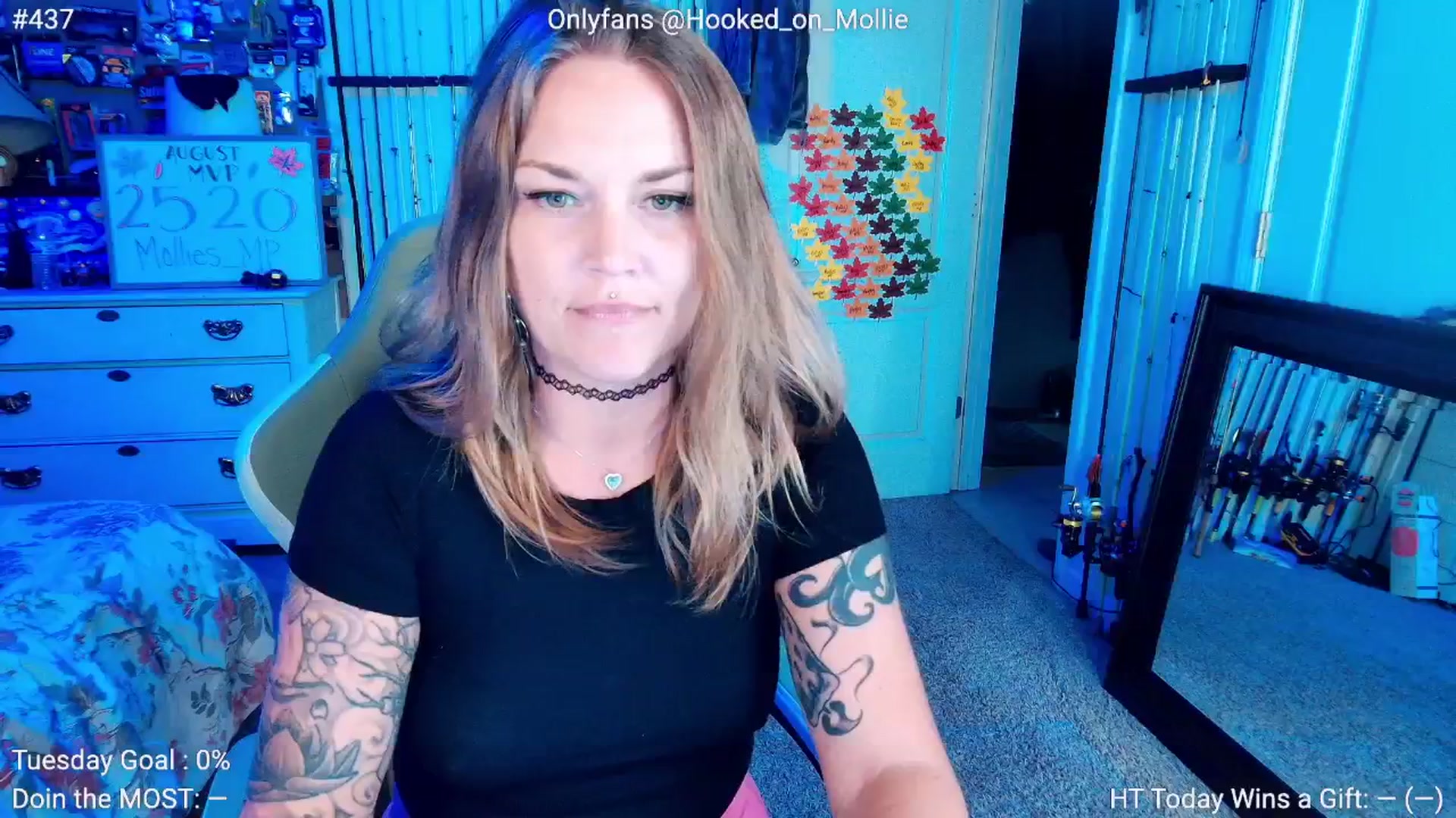 Gallery image thumbnail from MollieRose_'s myfreecams stream on, 08/20/2025, 24:00 image 1 of 20
