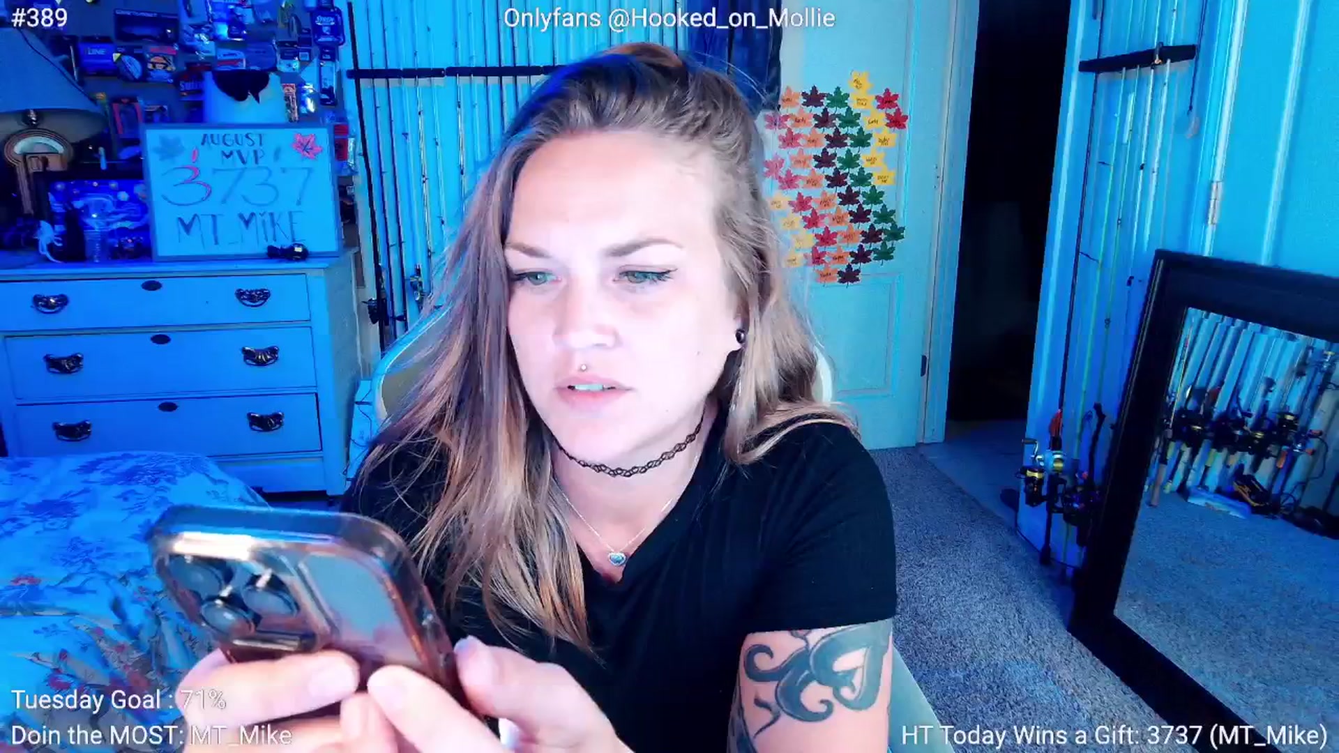 Gallery image thumbnail from MollieRose_'s myfreecams stream on, 08/20/2025, 03:07 image 17 of 20